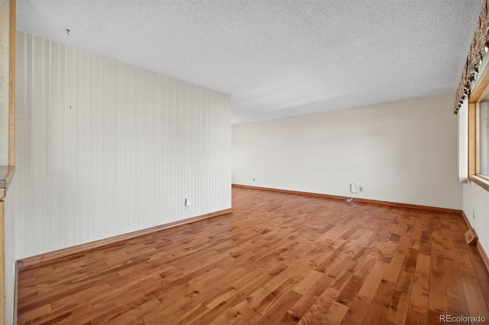 MLS Image #5 for 12558 w maryland place,lakewood, Colorado