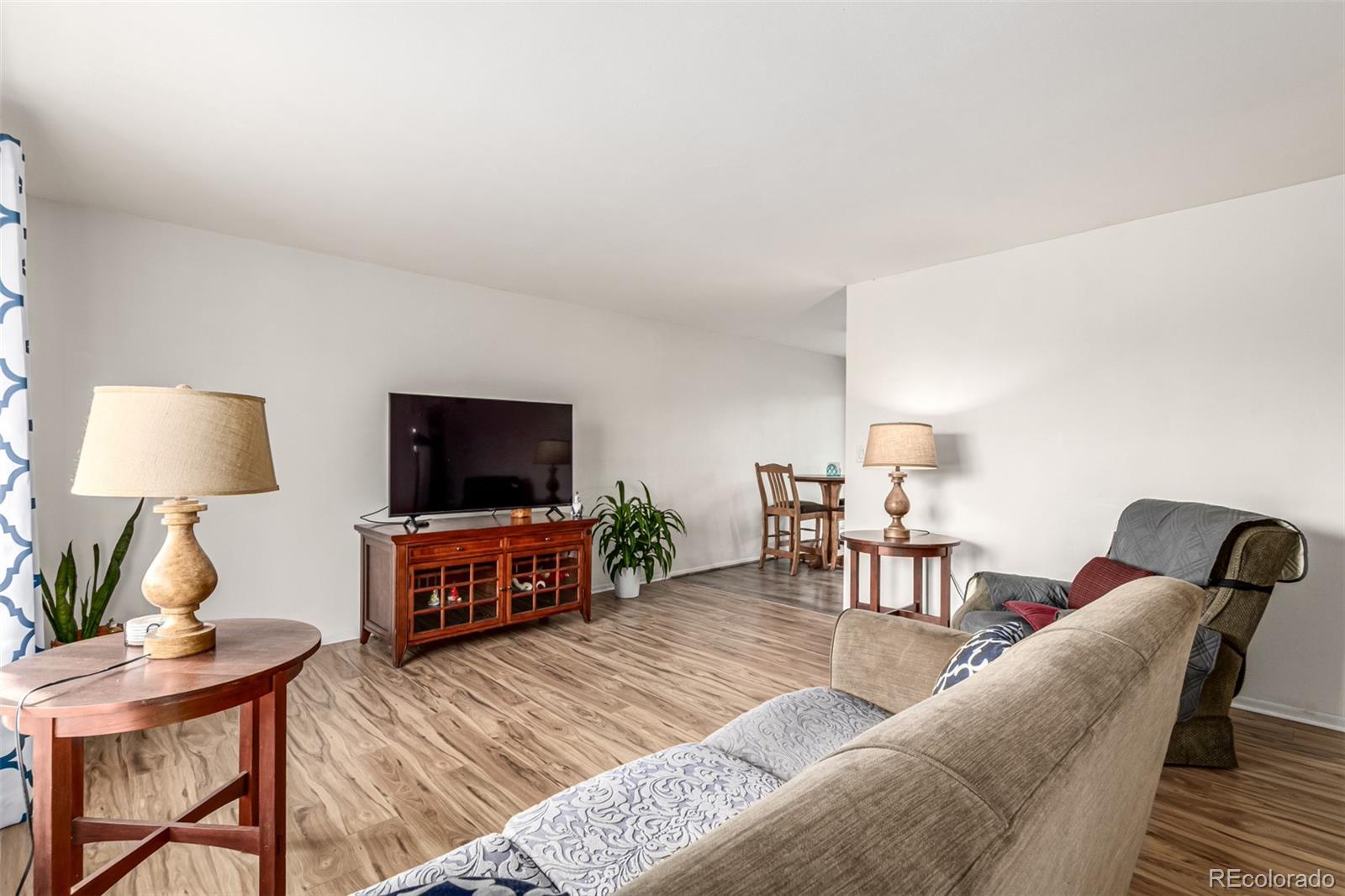 MLS Image #2 for 6691 s wellington court,centennial, Colorado