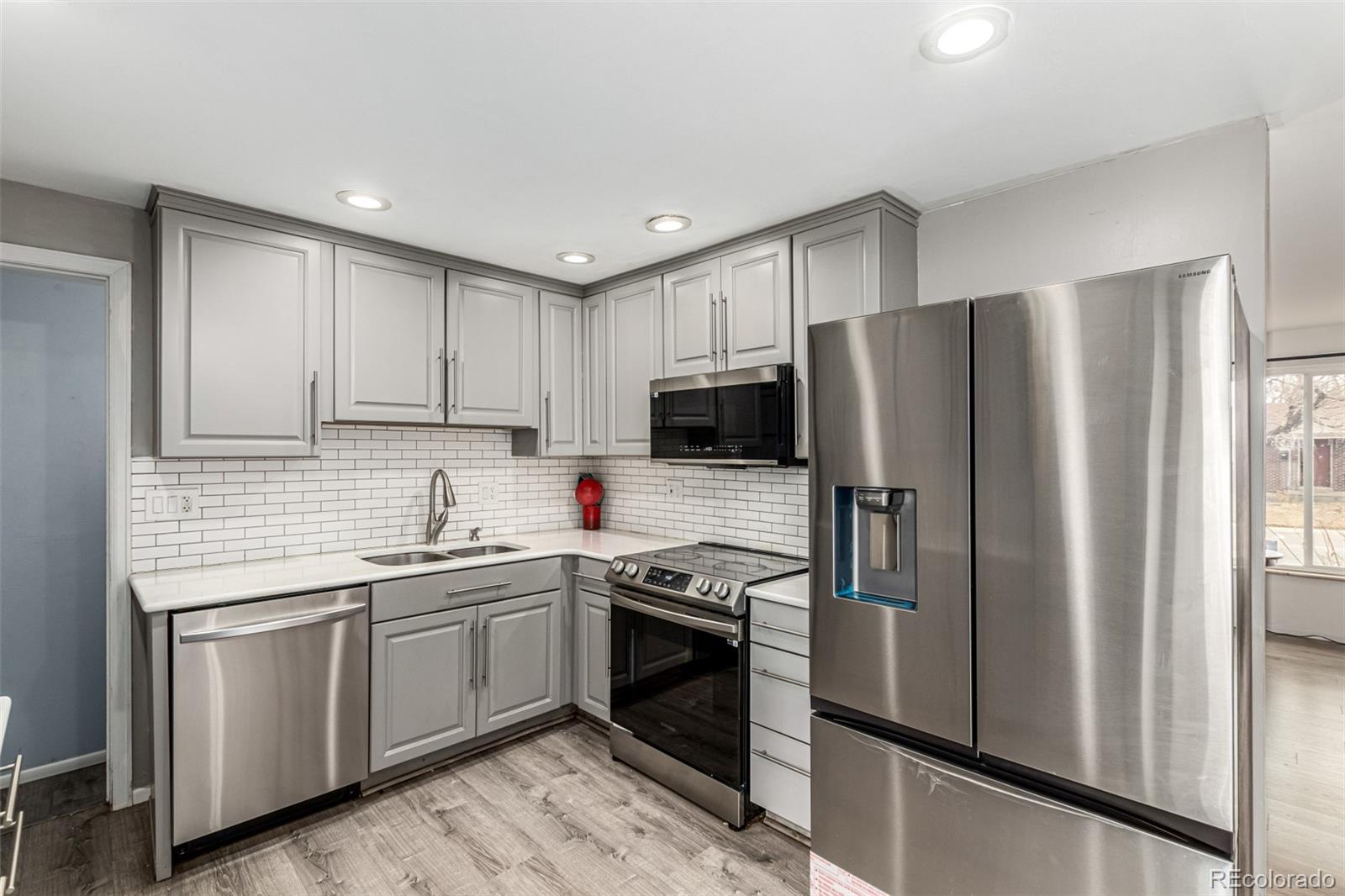 MLS Image #7 for 6691 s wellington court,centennial, Colorado
