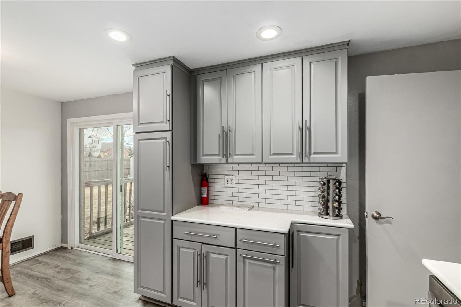MLS Image #8 for 6691 s wellington court,centennial, Colorado