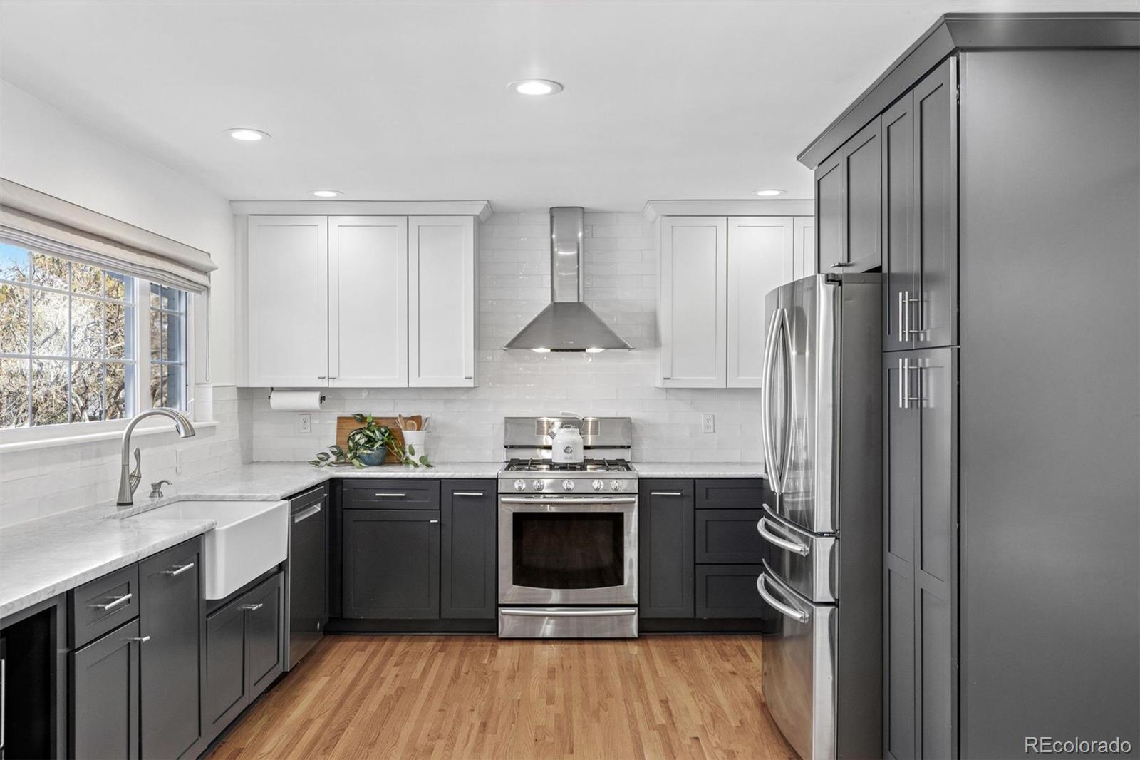 MLS Image #18 for 3743 s hudson street,denver, Colorado