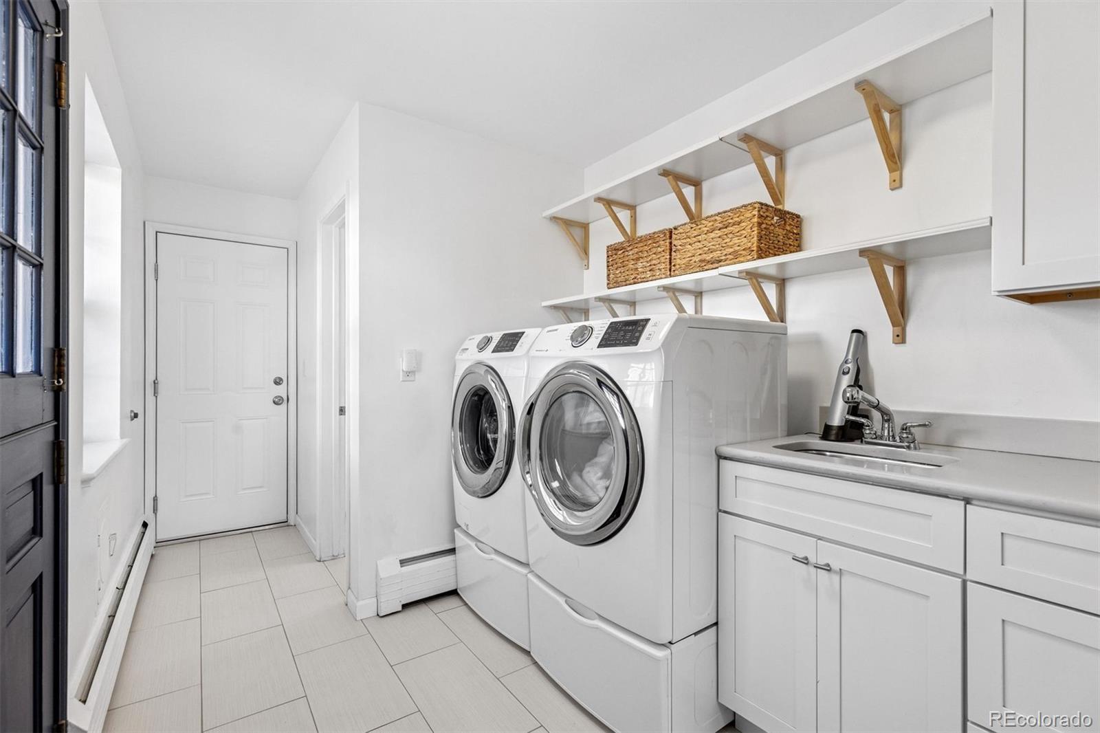 MLS Image #19 for 3743 s hudson street,denver, Colorado
