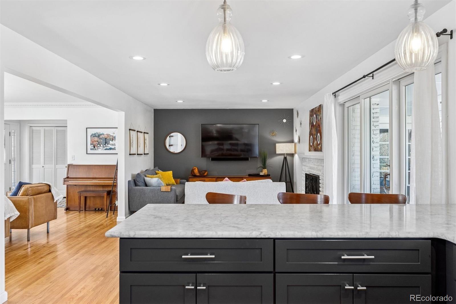 MLS Image #22 for 3743 s hudson street,denver, Colorado
