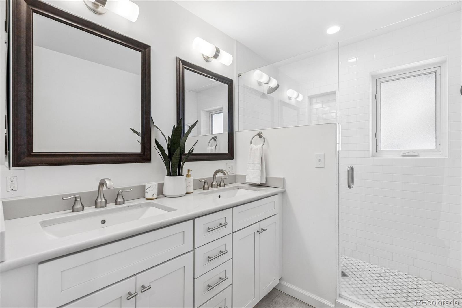 MLS Image #31 for 3743 s hudson street,denver, Colorado