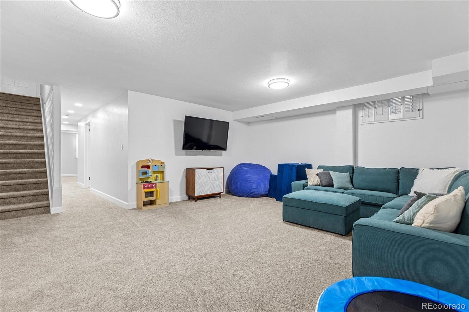 MLS Image #36 for 3743 s hudson street,denver, Colorado