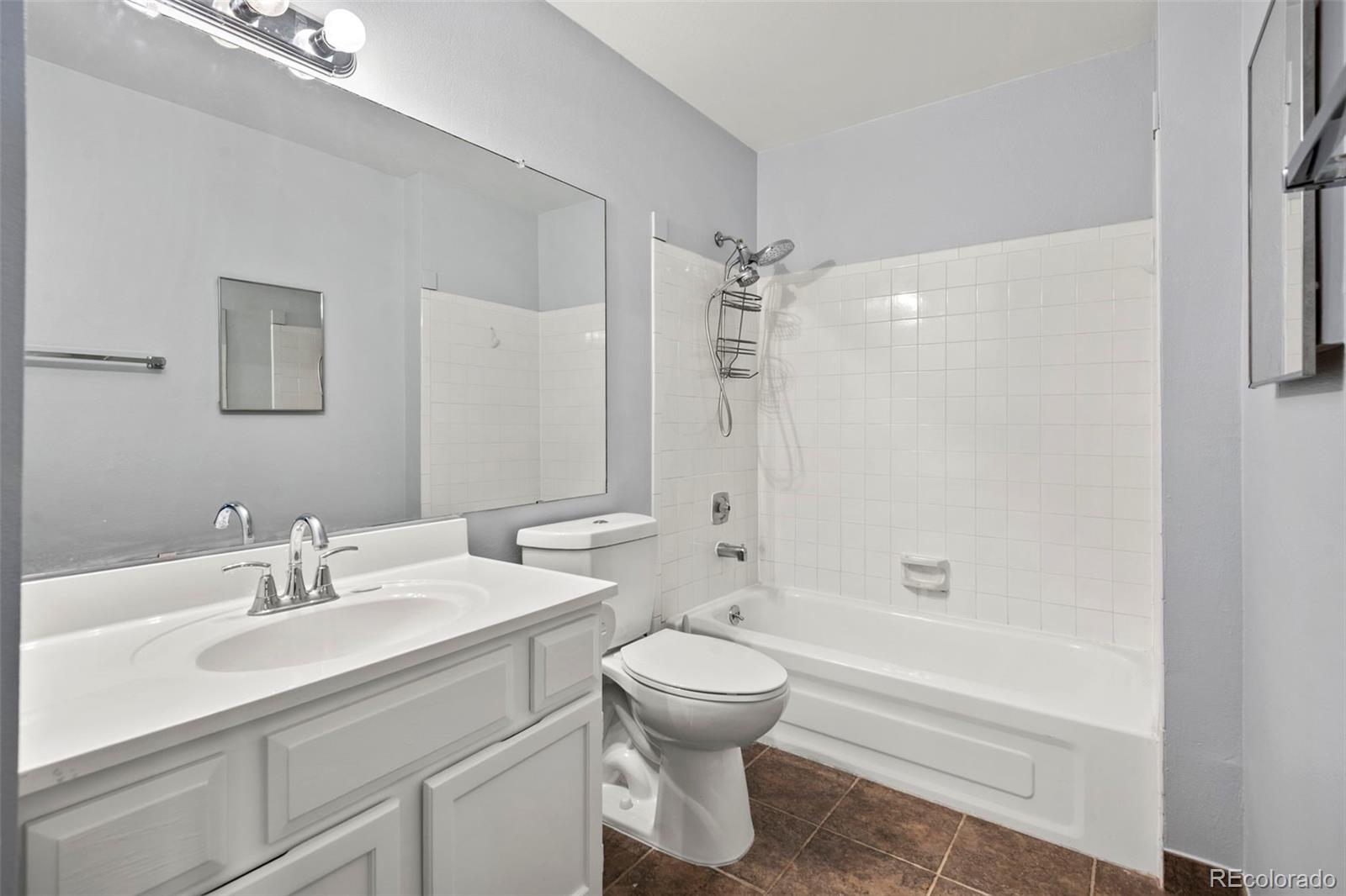 MLS Image #13 for 10150 e virginia avenue,denver, Colorado