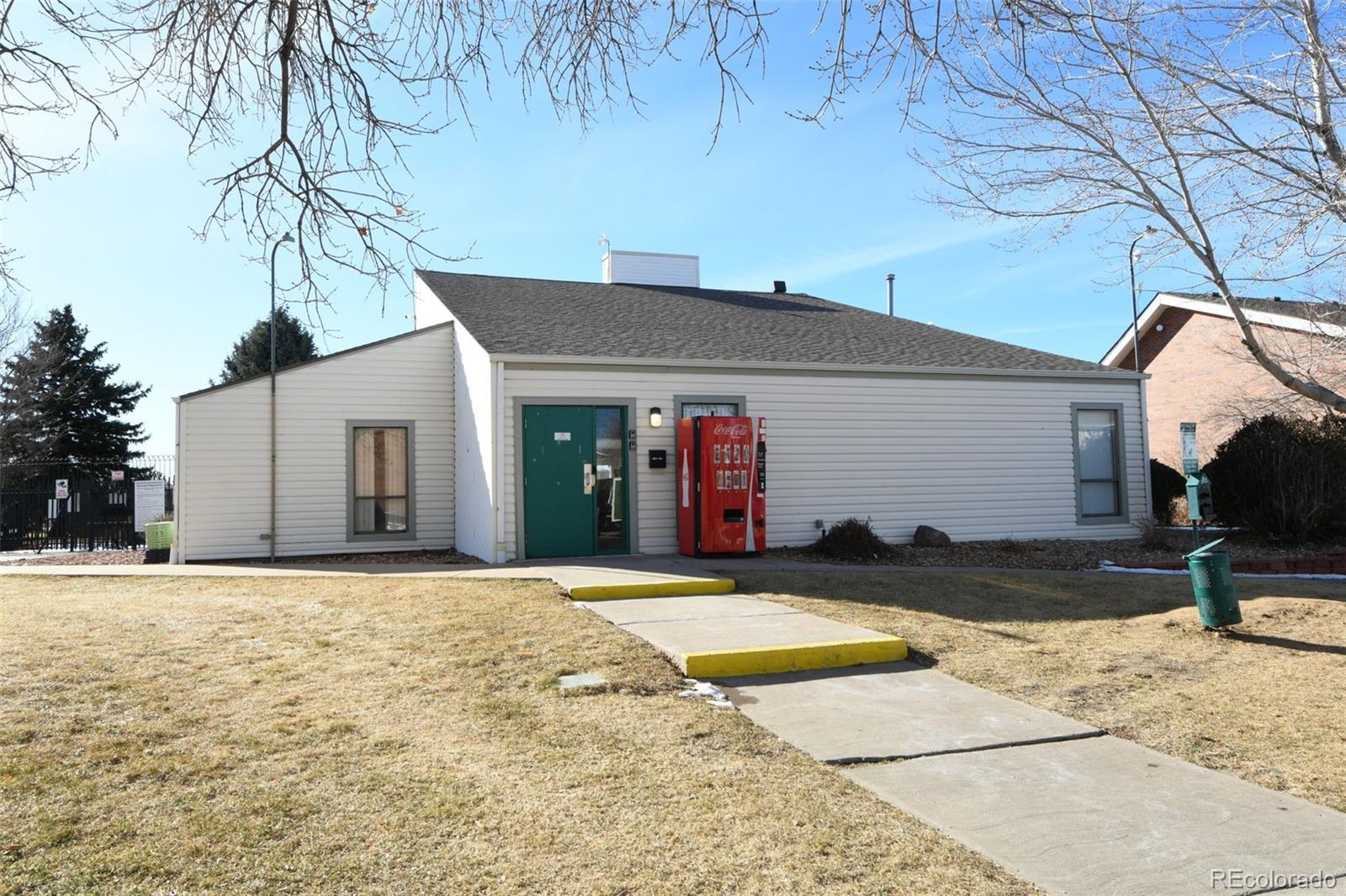 MLS Image #18 for 10150 e virginia avenue,denver, Colorado