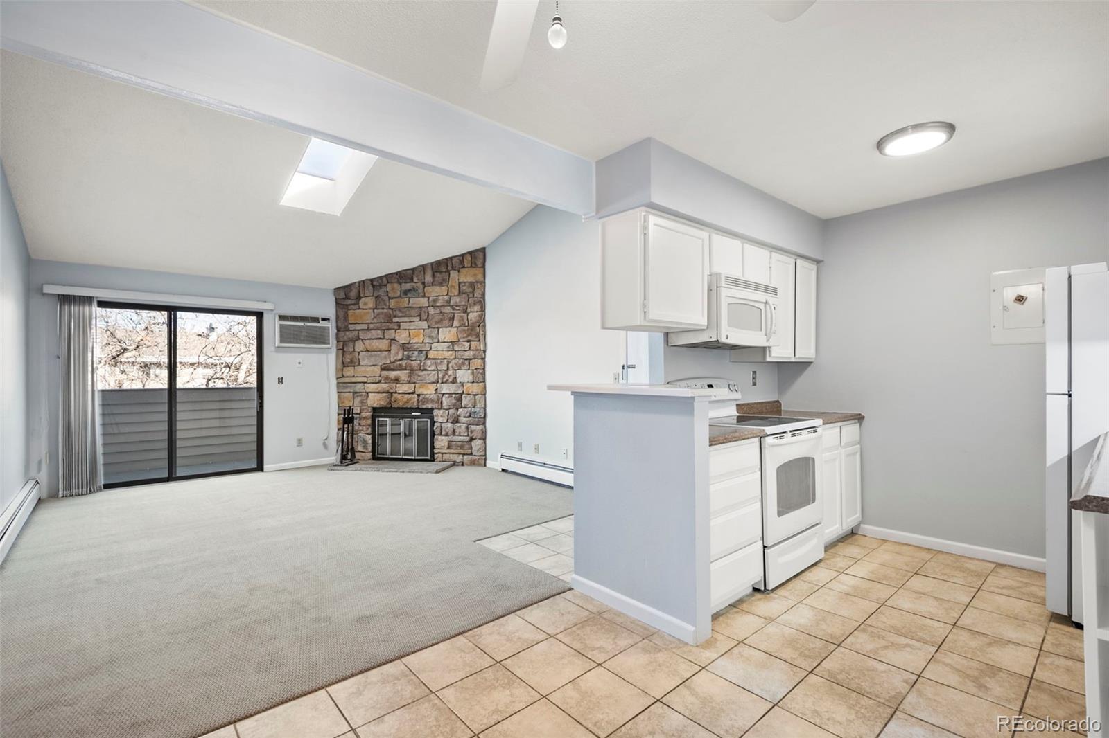 MLS Image #5 for 10150 e virginia avenue,denver, Colorado