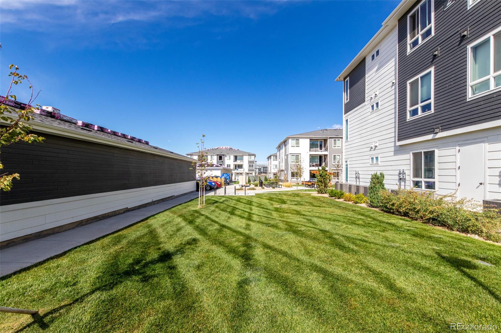 MLS Image #28 for 6153 n ceylon street,denver, Colorado