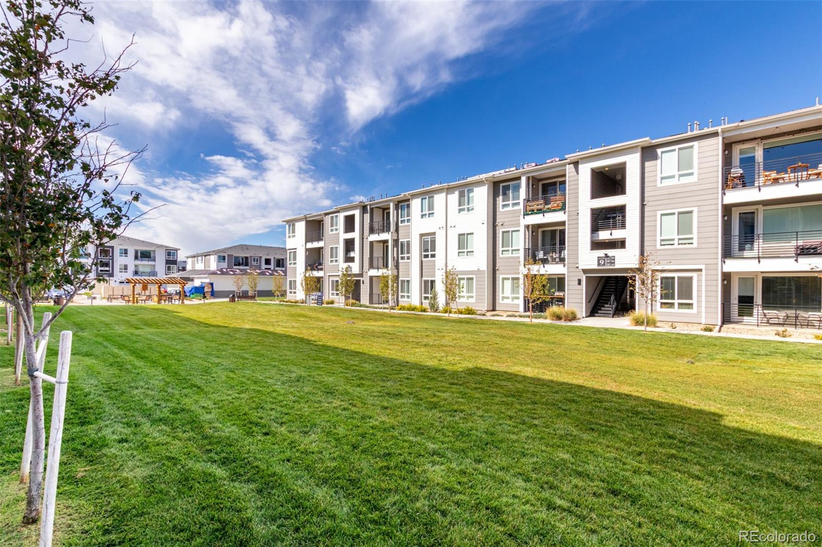 MLS Image #31 for 6153 n ceylon street,denver, Colorado