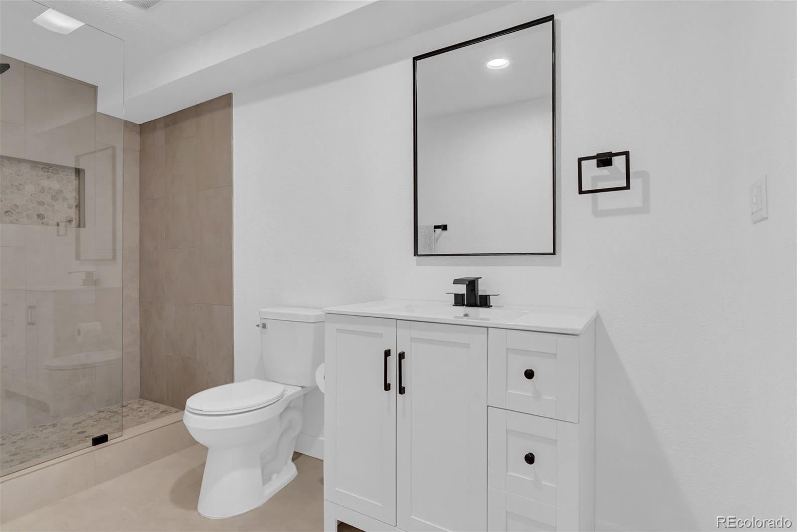 MLS Image #10 for 3453 s ammons street 2-8,lakewood, Colorado