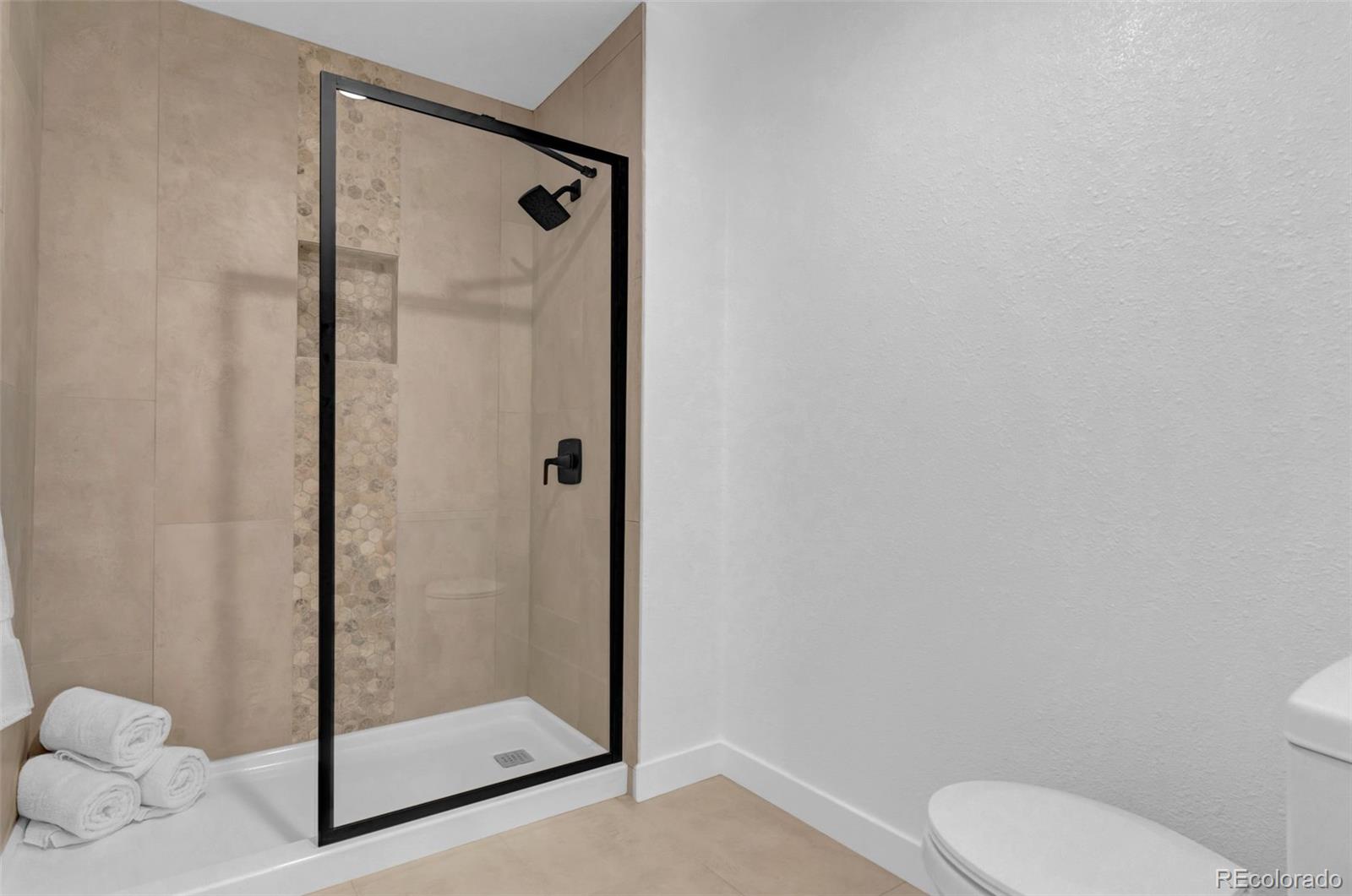 MLS Image #18 for 3453 s ammons street 2-8,lakewood, Colorado
