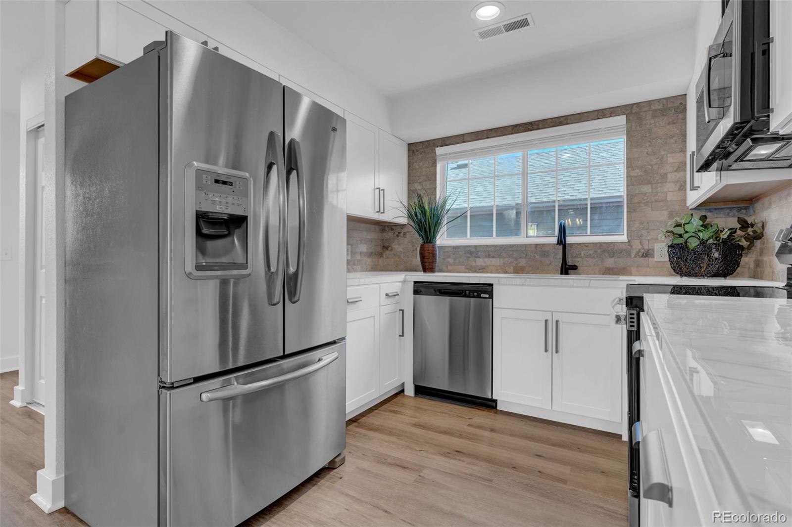 MLS Image #2 for 3453 s ammons street 2-8,lakewood, Colorado
