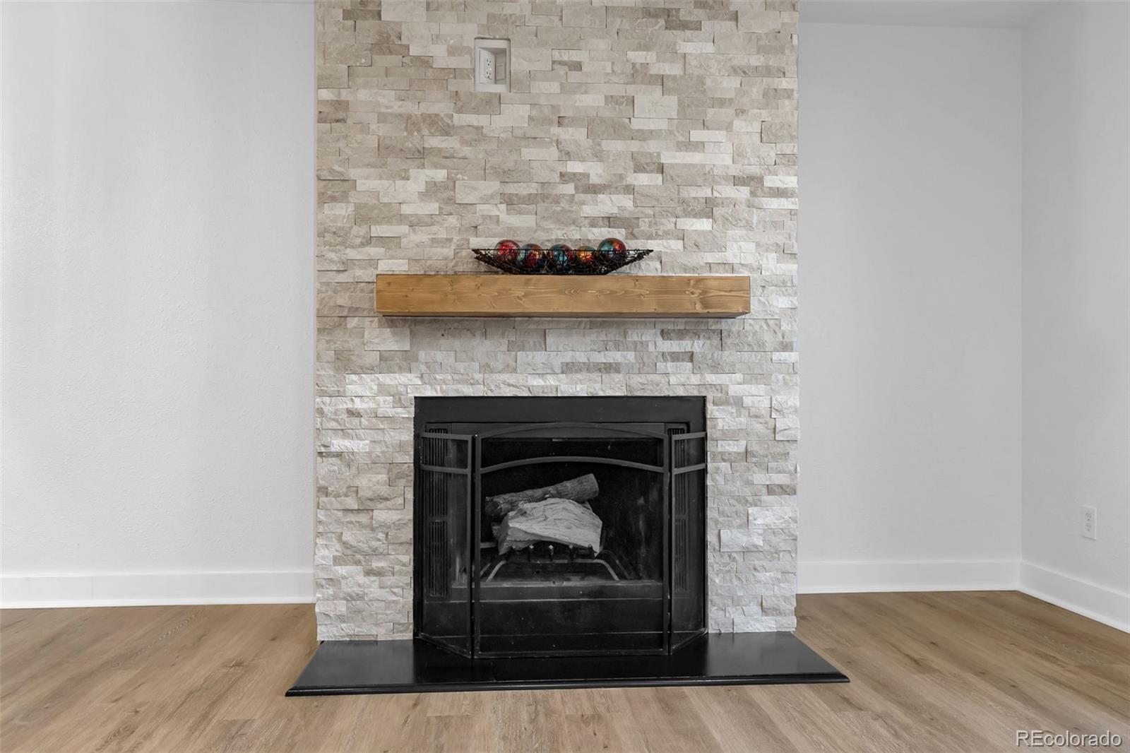 MLS Image #6 for 3453 s ammons street 2-8,lakewood, Colorado