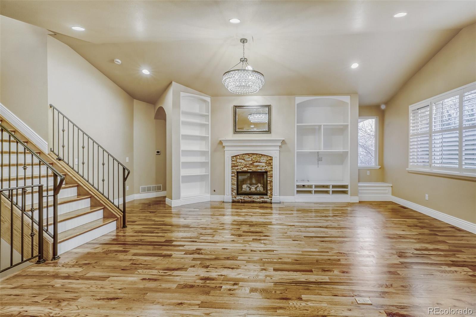 MLS Image #12 for 940  kearney street,denver, Colorado