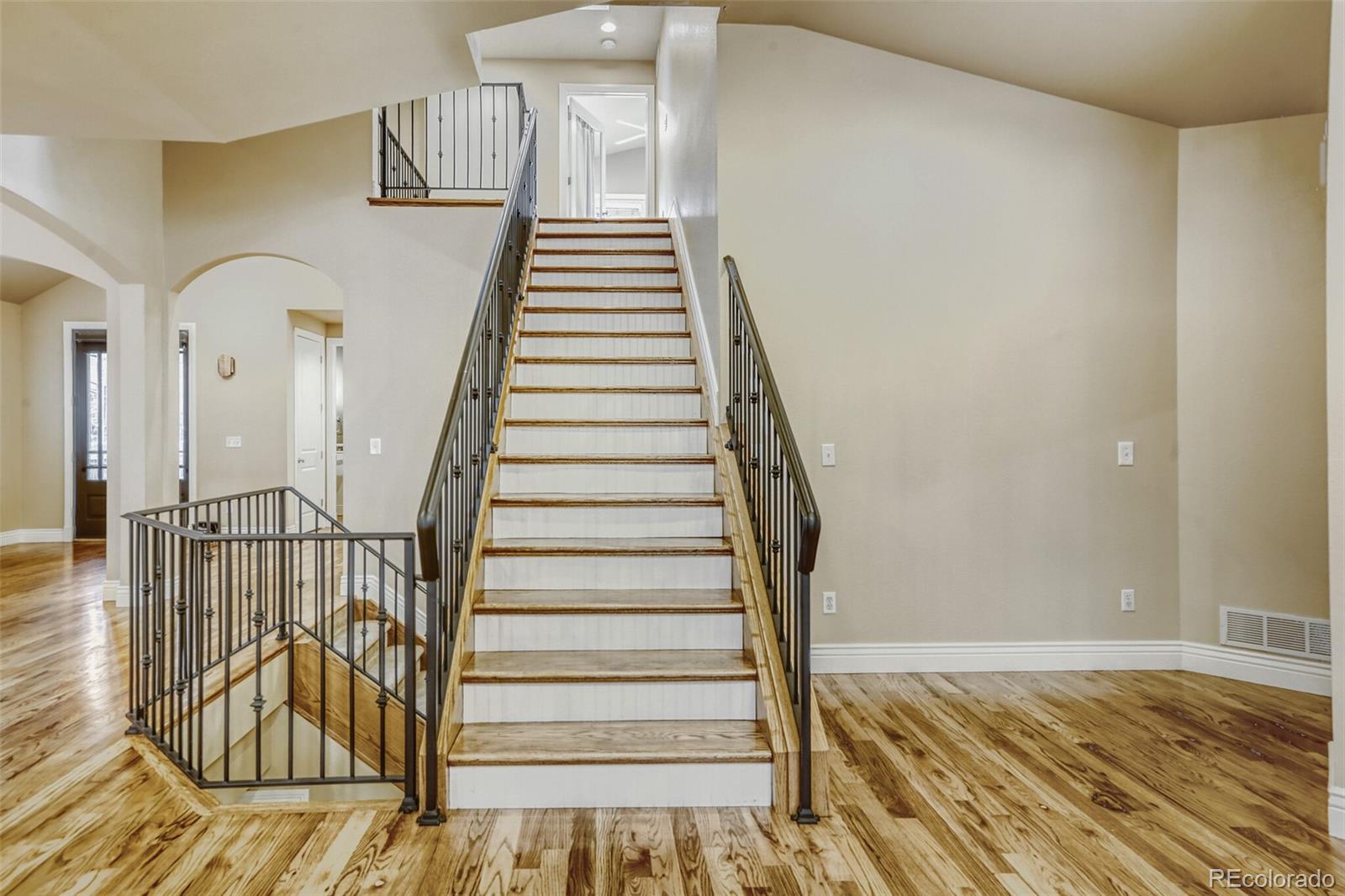 MLS Image #28 for 940  kearney street,denver, Colorado