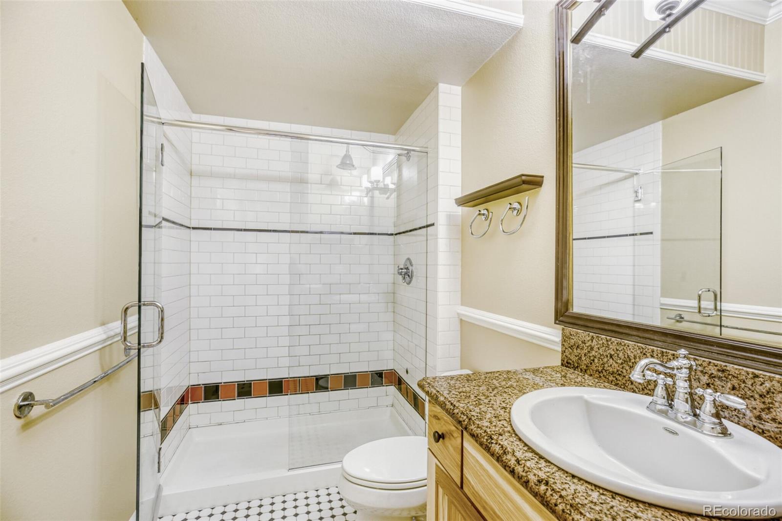 MLS Image #38 for 940  kearney street,denver, Colorado