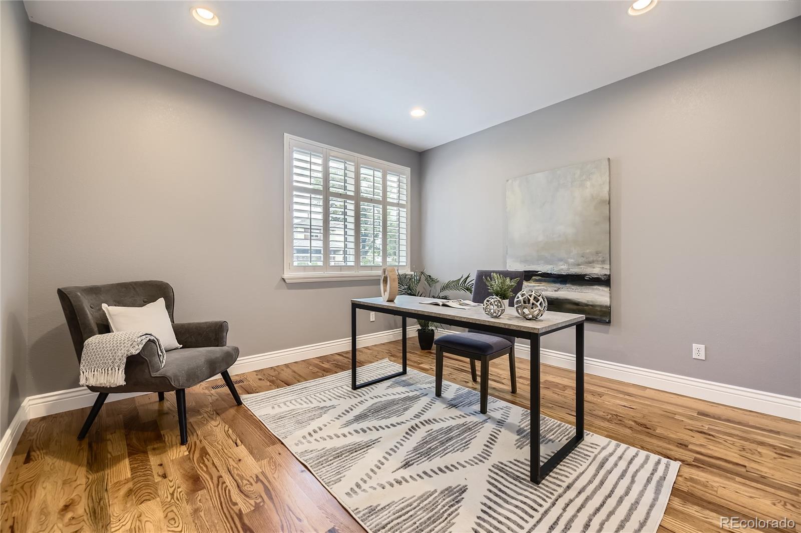 MLS Image #4 for 940  kearney street,denver, Colorado