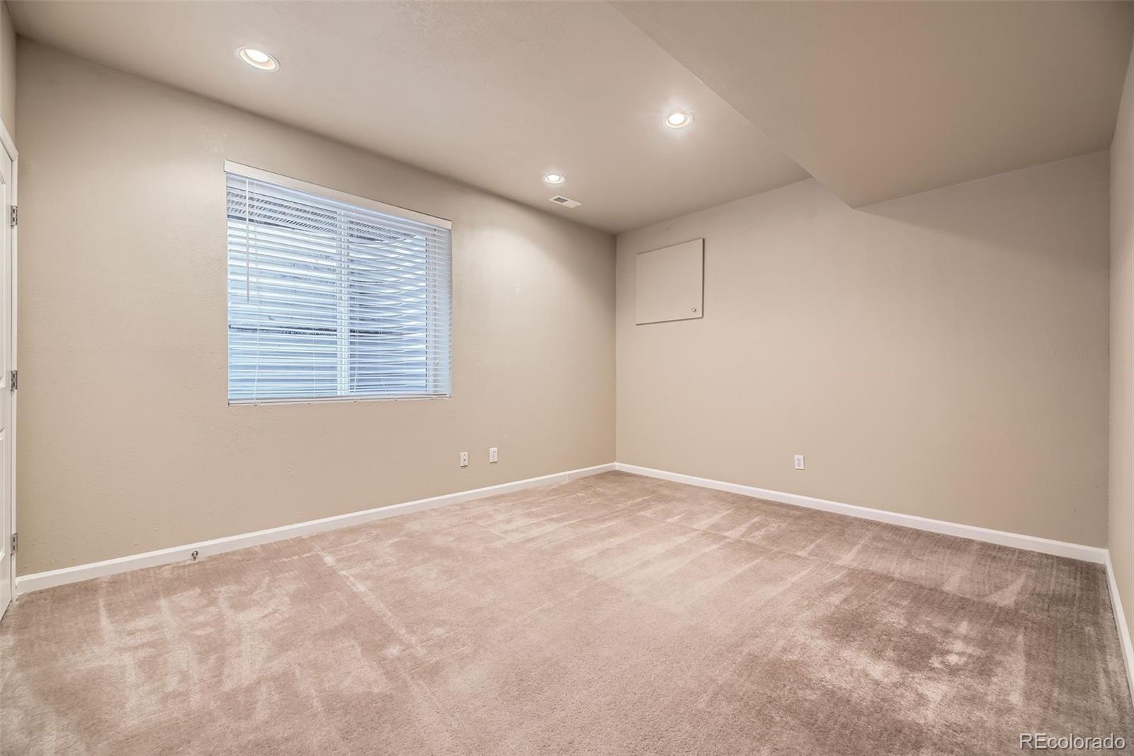 MLS Image #44 for 940  kearney street,denver, Colorado
