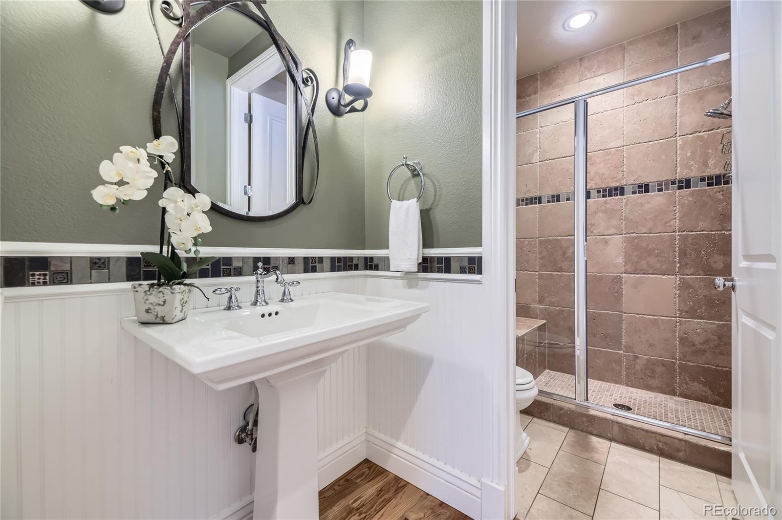 MLS Image #6 for 940  kearney street,denver, Colorado