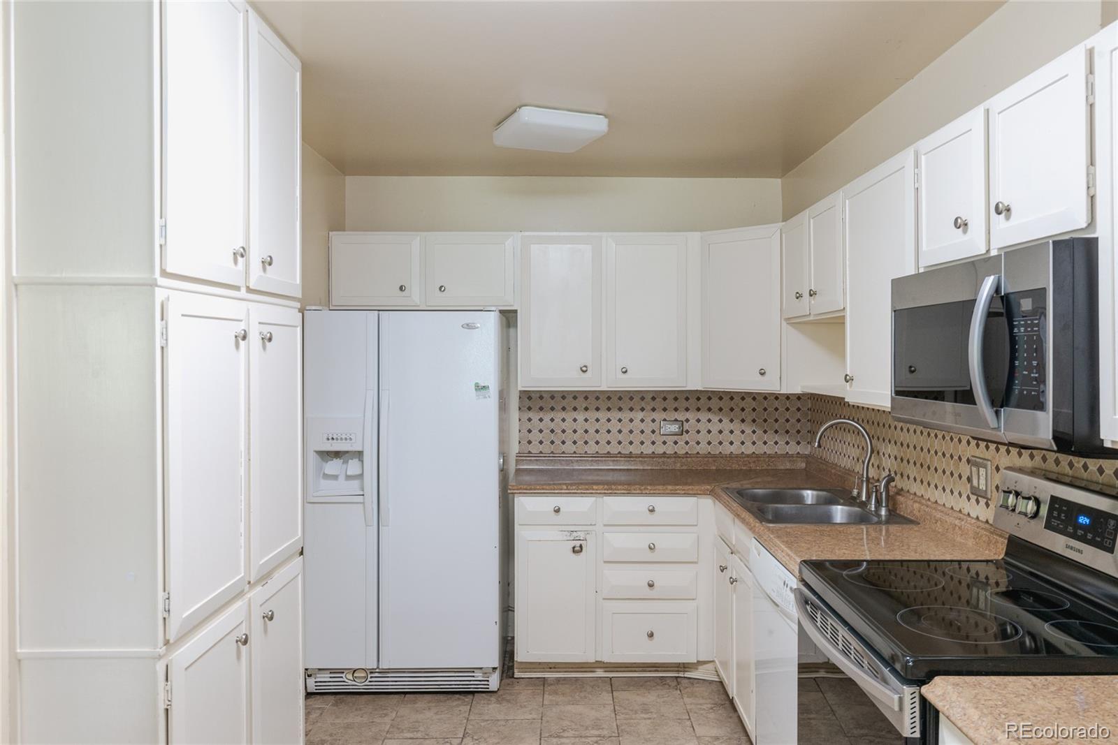 MLS Image #10 for 9625 e center avenue 8a,denver, Colorado