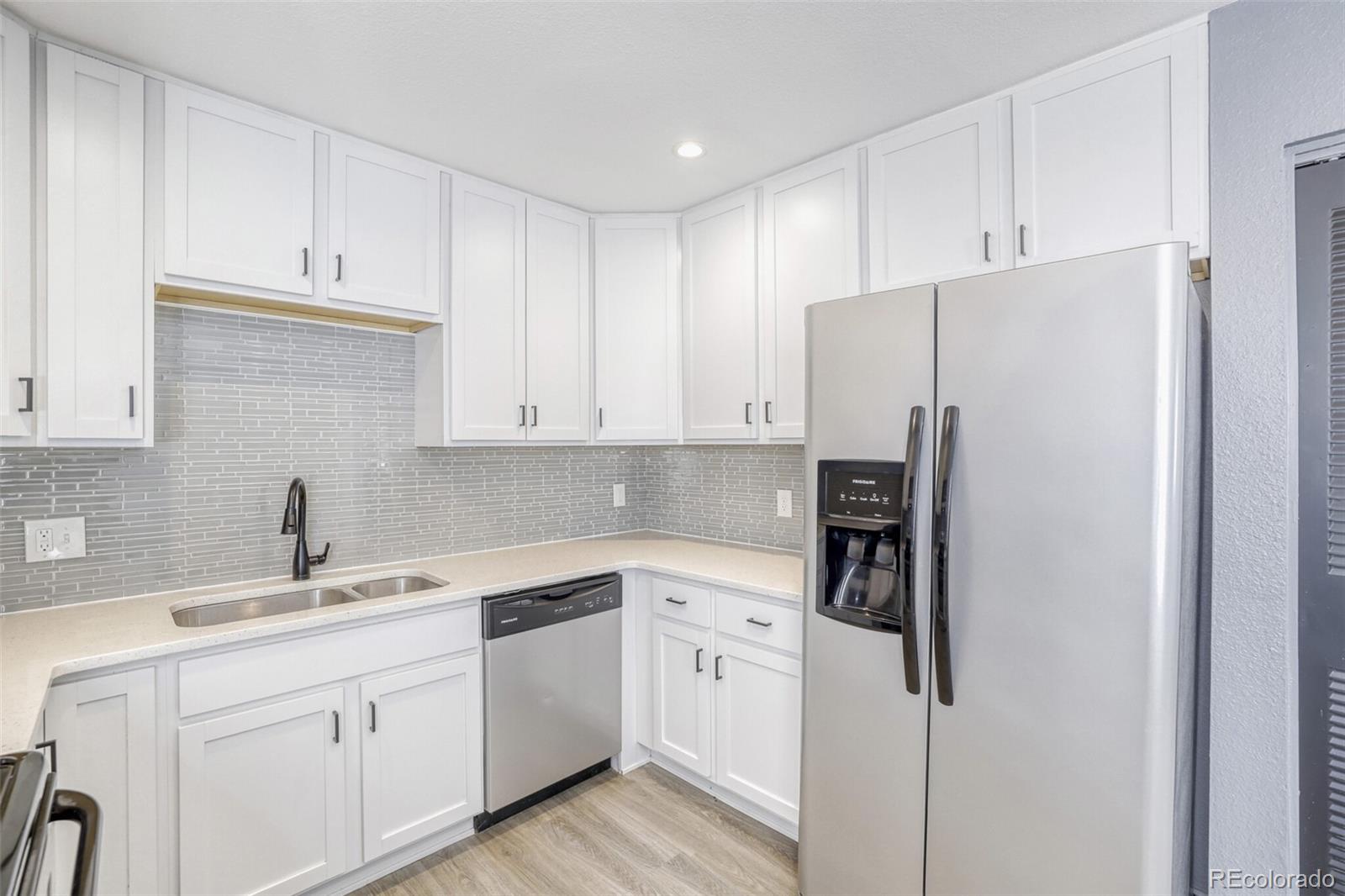 MLS Image #10 for 3354 s flower street,lakewood, Colorado
