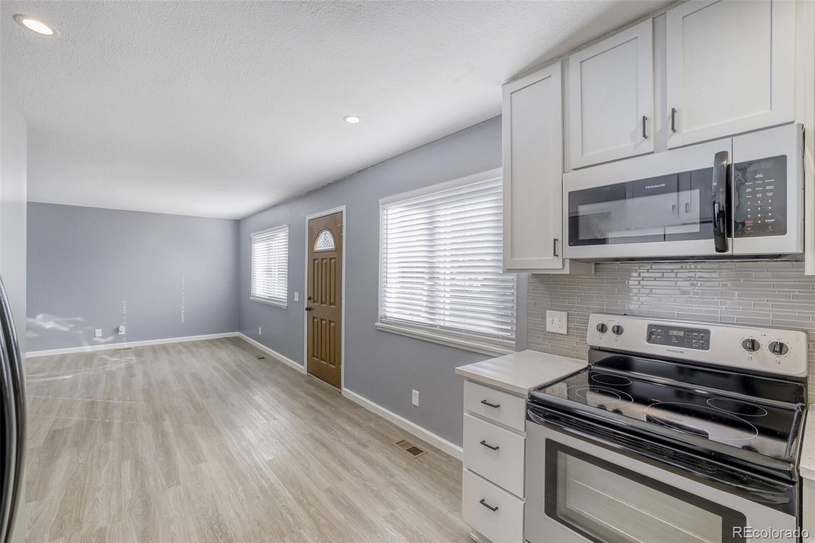 MLS Image #9 for 3354 s flower street,lakewood, Colorado