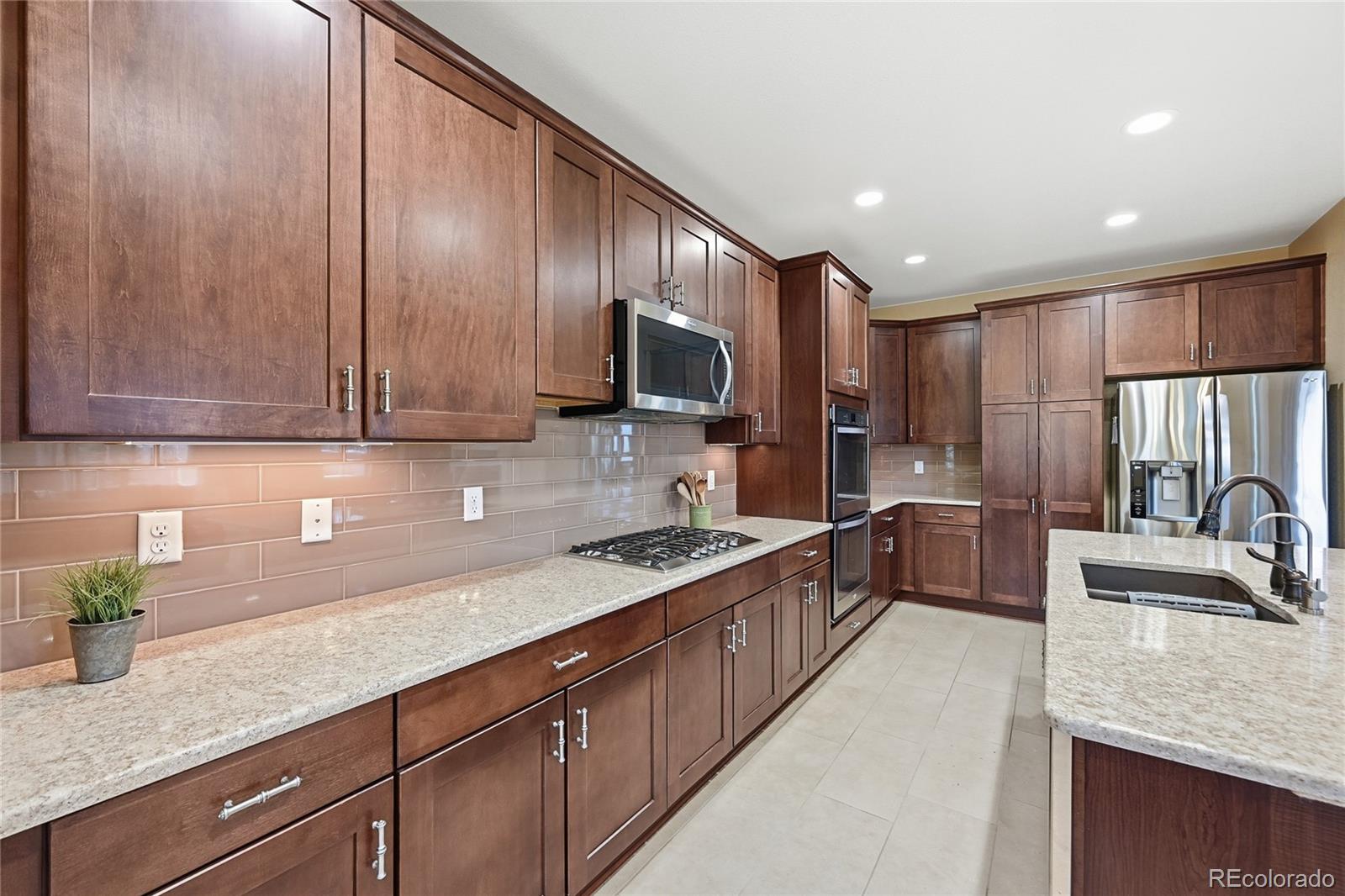 MLS Image #4 for 9500  pendio court ,highlands ranch, Colorado