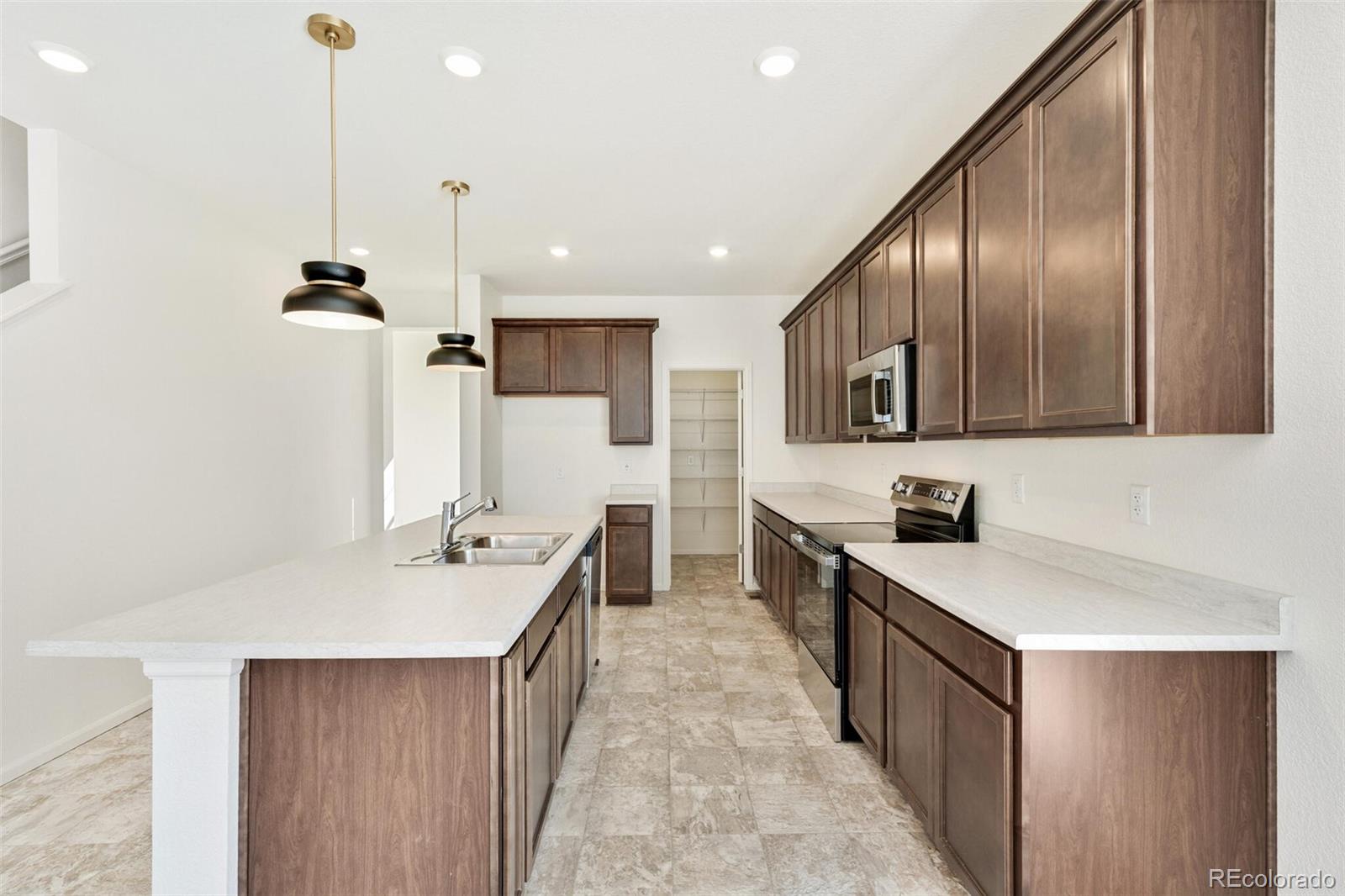MLS Image #10 for 2215  farmlore drive,brighton, Colorado