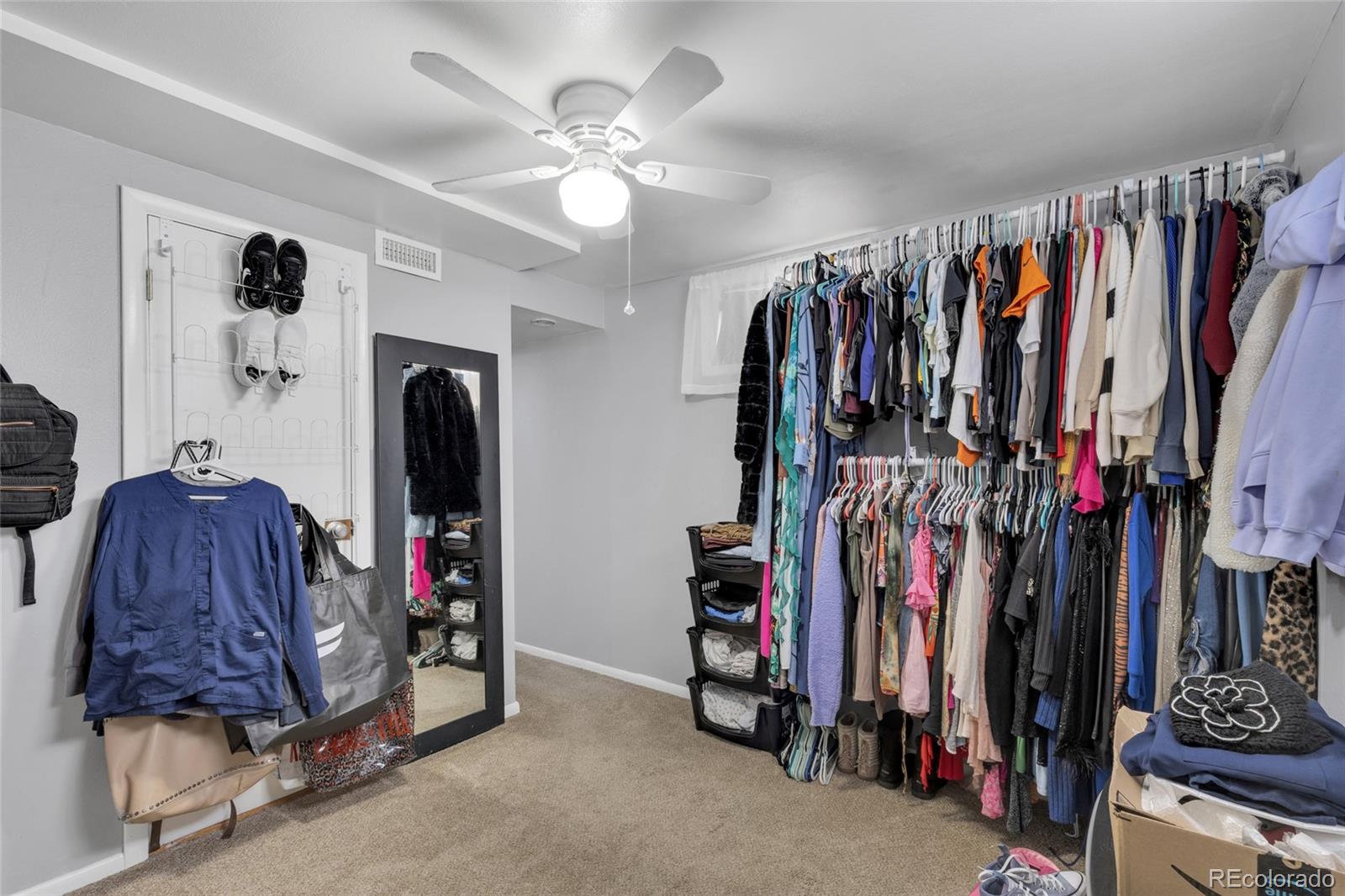 MLS Image #28 for 12446 e alaska place,aurora, Colorado