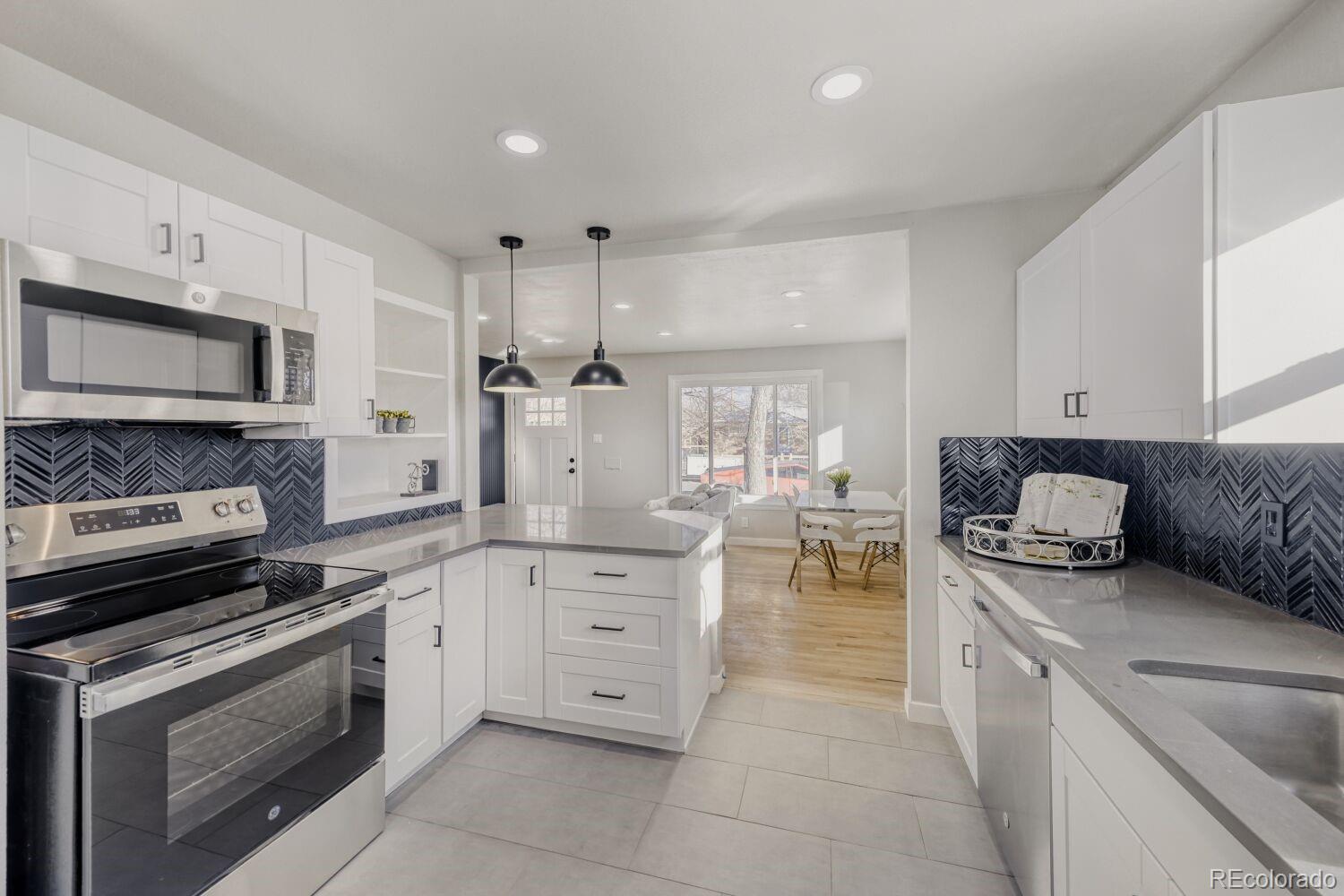 MLS Image #9 for 7831  shoshone street,denver, Colorado