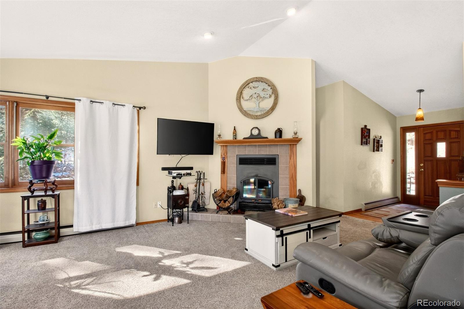 MLS Image #5 for 1445  sutherland street,manitou springs, Colorado