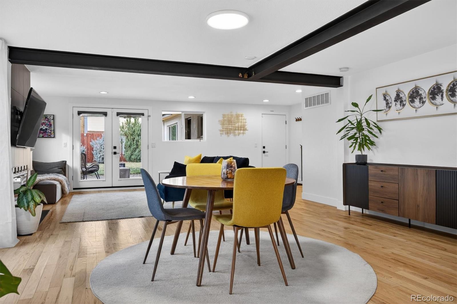 MLS Image #12 for 401 s ivy street,denver, Colorado