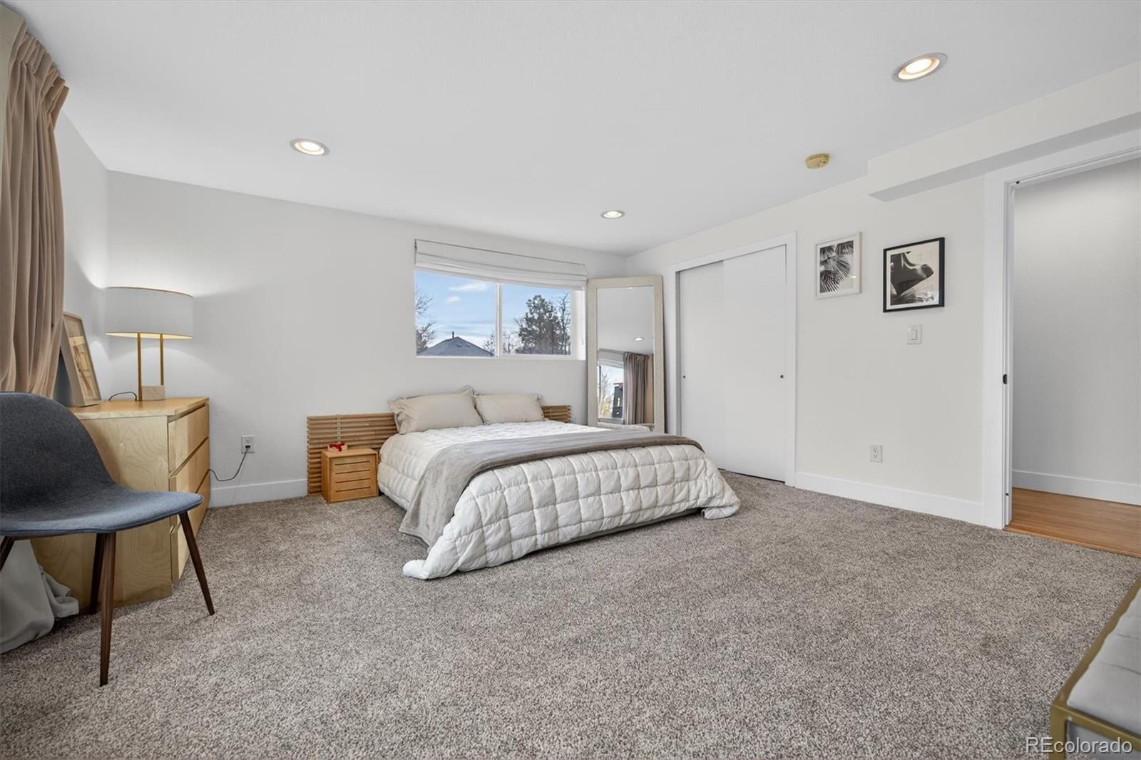 MLS Image #21 for 401 s ivy street,denver, Colorado