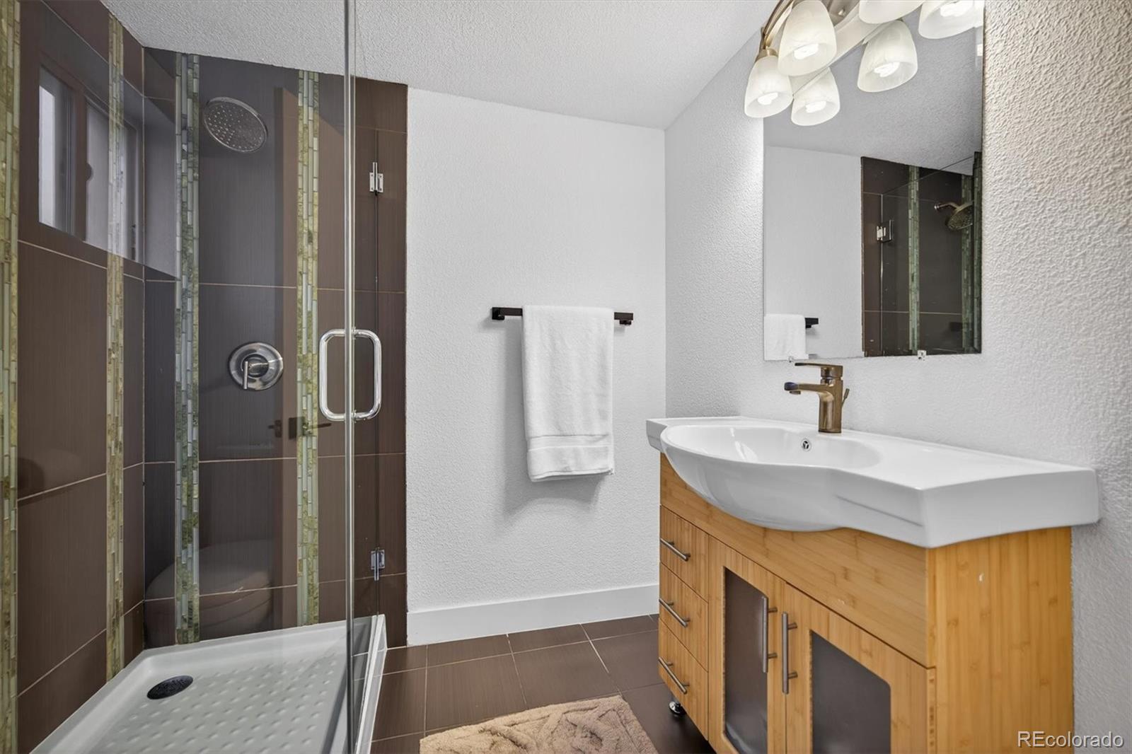 MLS Image #28 for 401 s ivy street,denver, Colorado