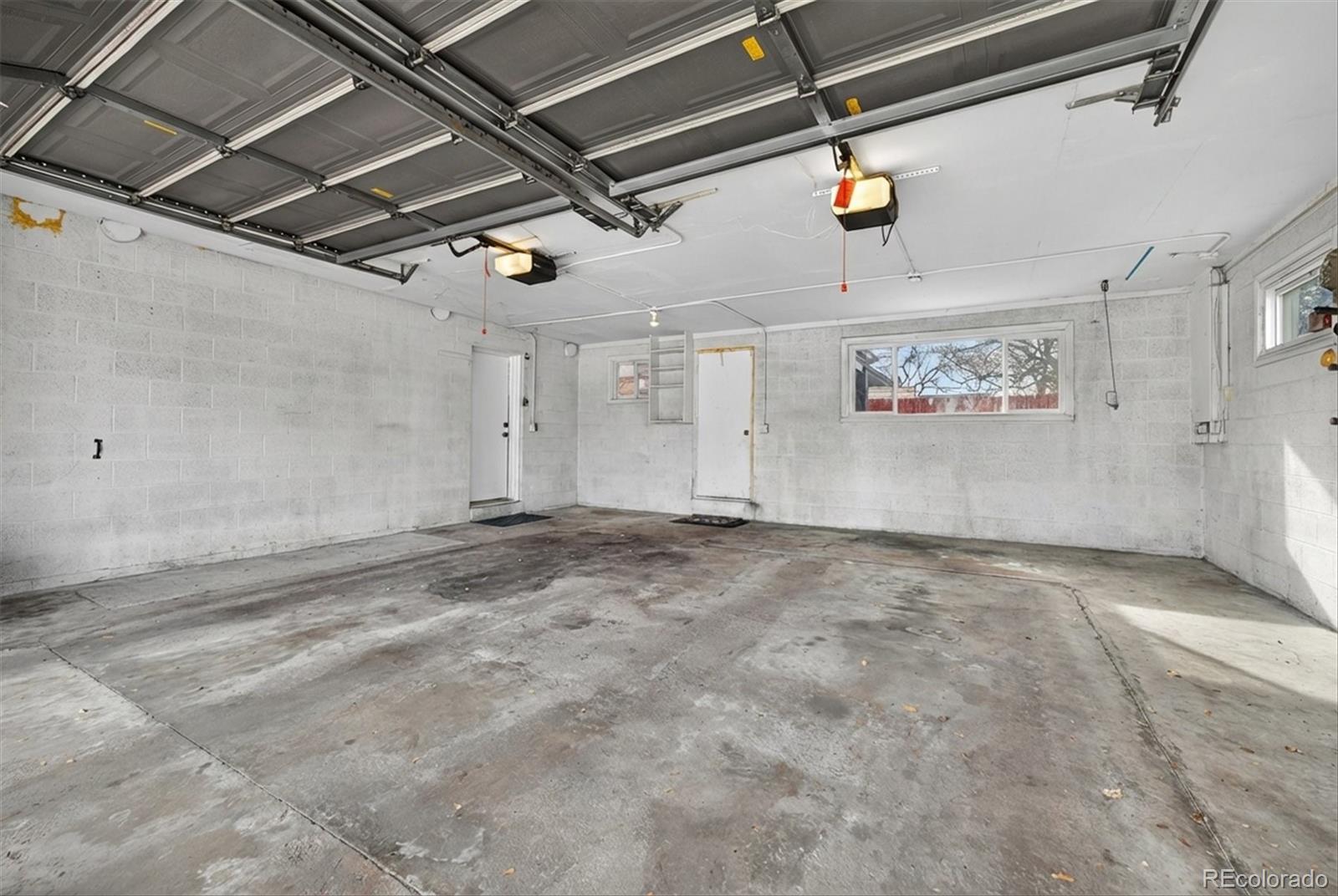 MLS Image #35 for 401 s ivy street,denver, Colorado