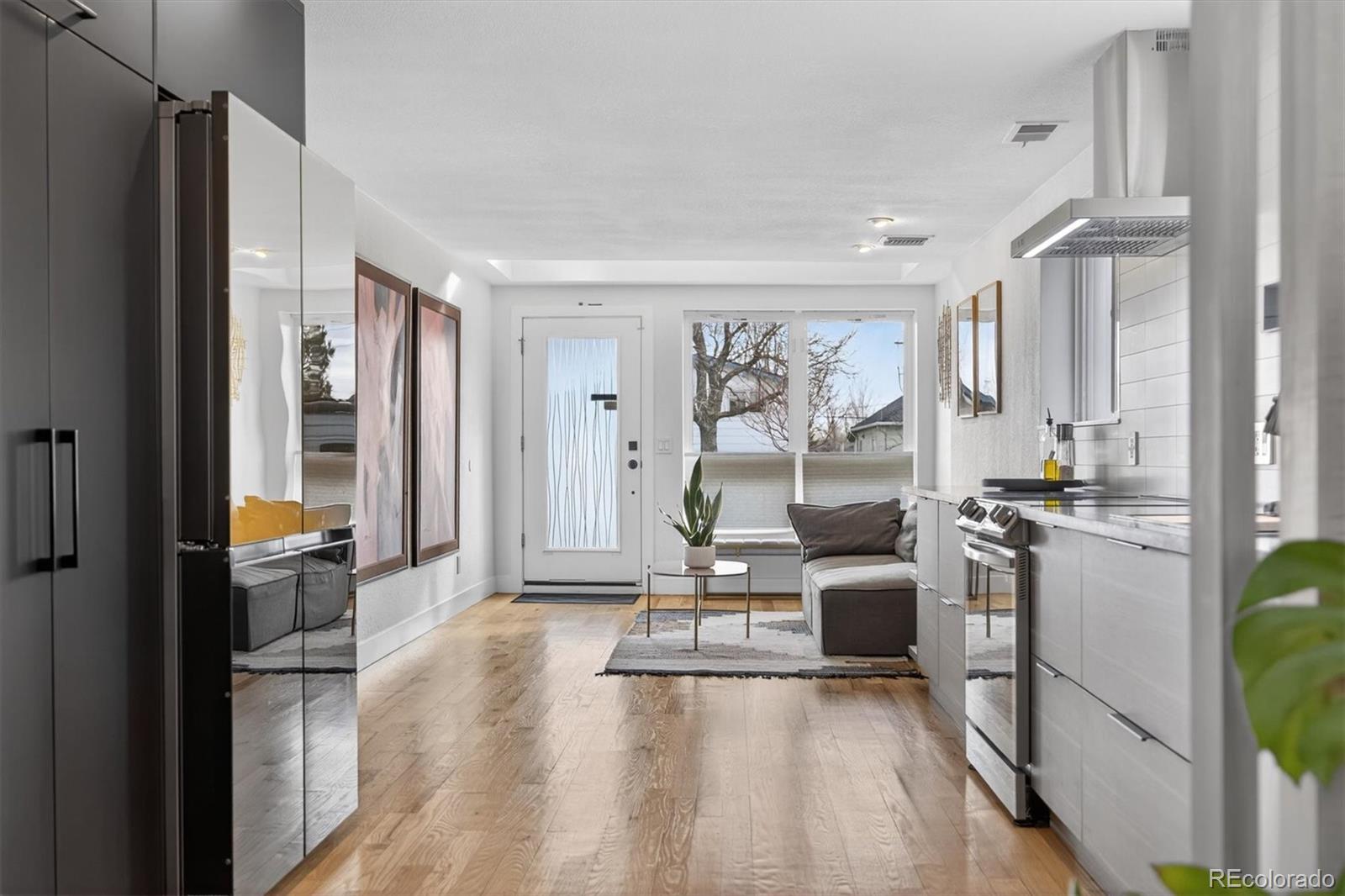 MLS Image #4 for 401 s ivy street,denver, Colorado