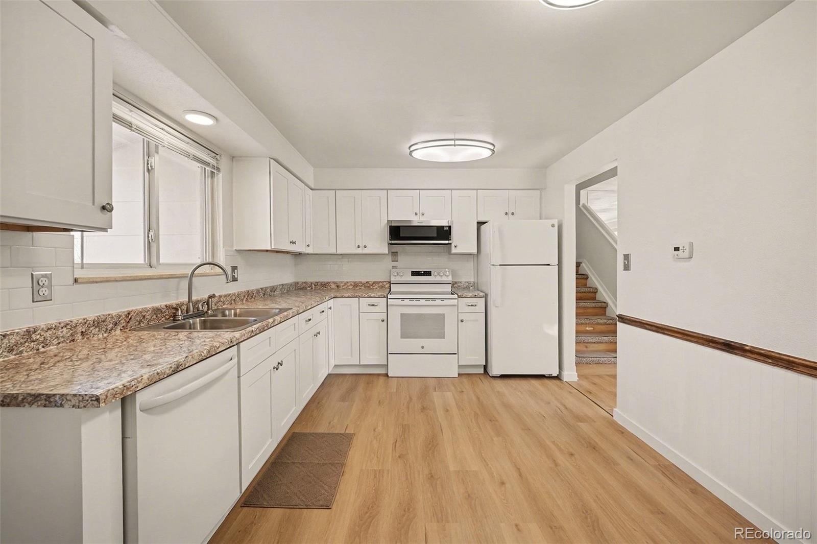 MLS Image #6 for 6413 w 76th avenue,arvada, Colorado