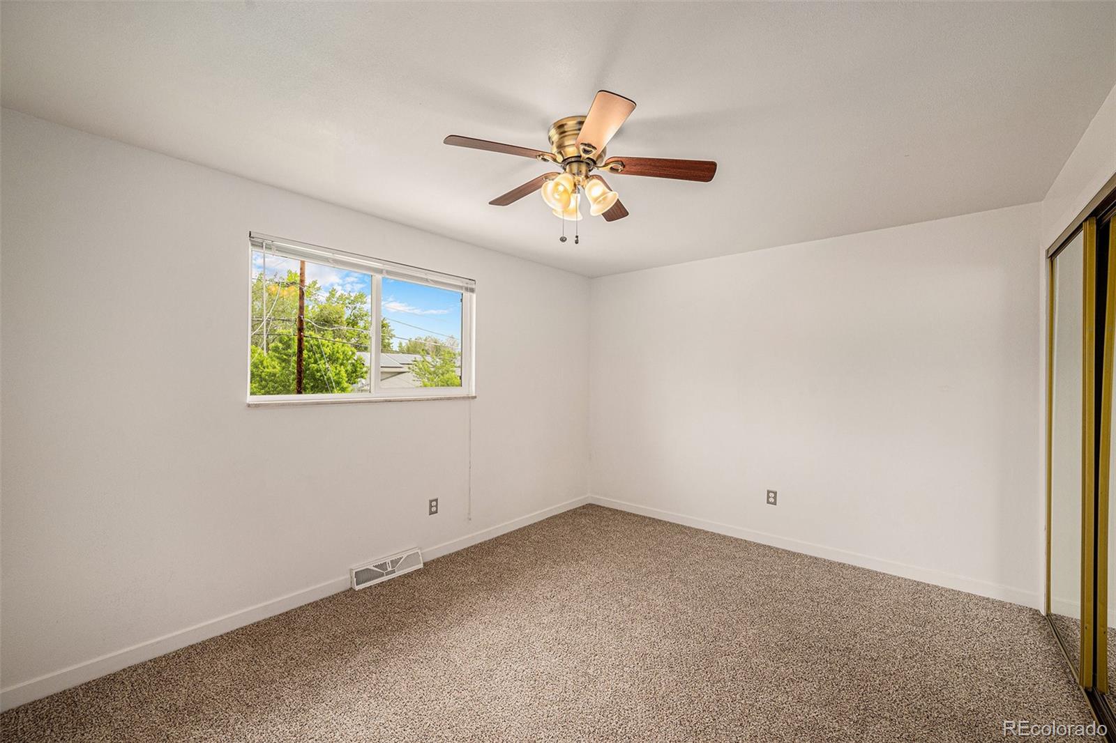 MLS Image #8 for 6413 w 76th avenue,arvada, Colorado