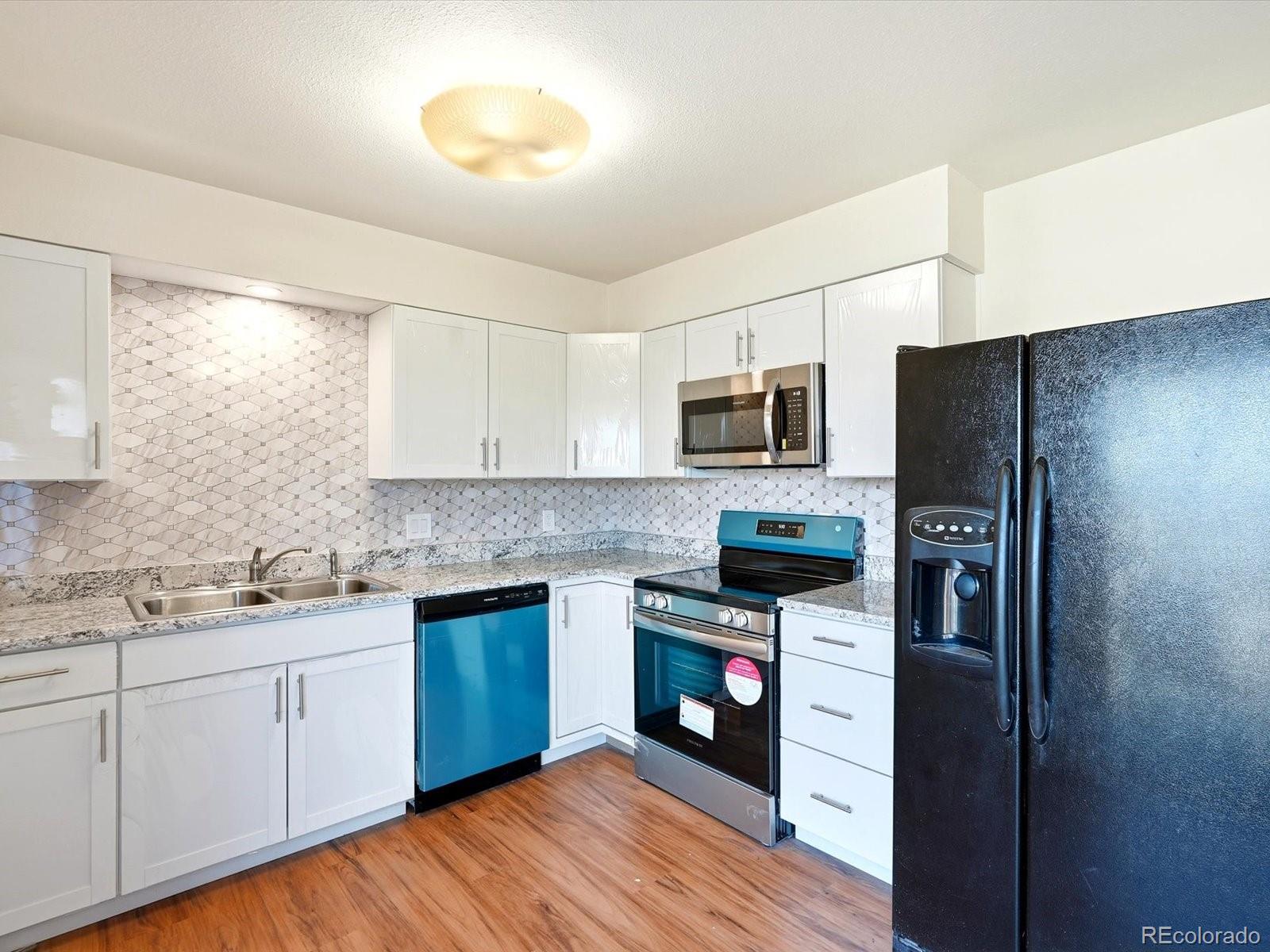 MLS Image #12 for 5528  granby street,denver, Colorado