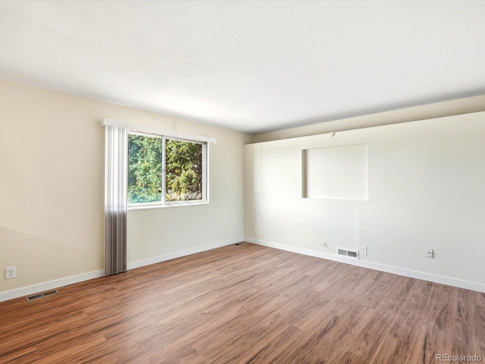 MLS Image #6 for 5528  granby street,denver, Colorado