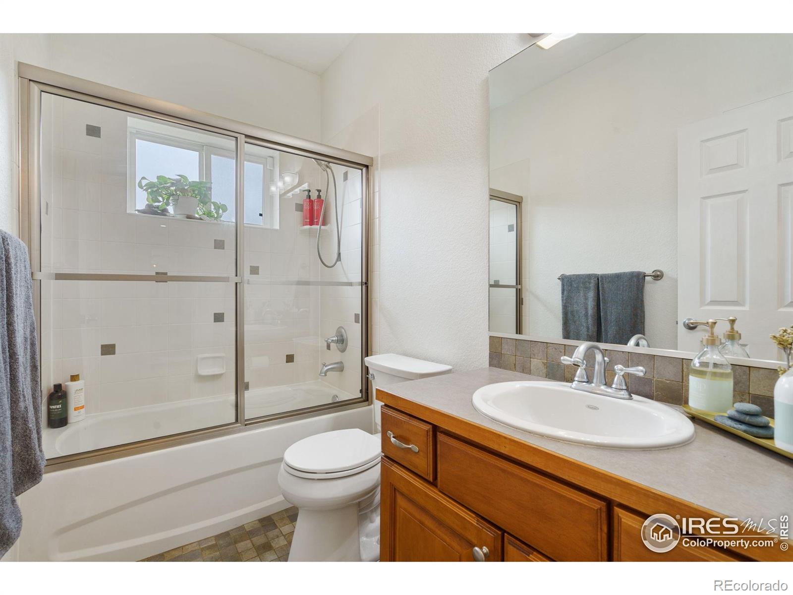 MLS Image #17 for 1689  colorado river drive,windsor, Colorado