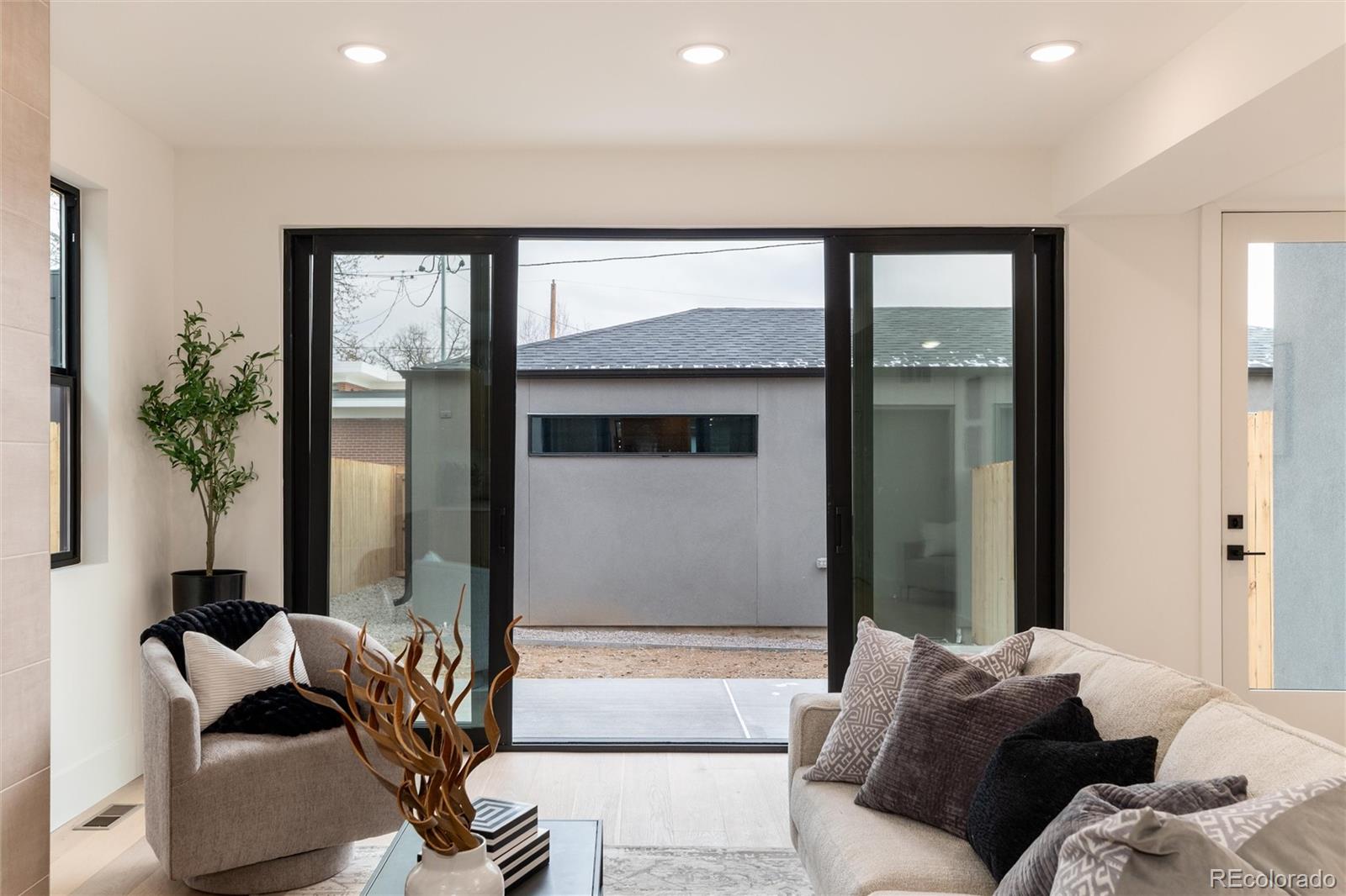 MLS Image #13 for 2184  king street,denver, Colorado