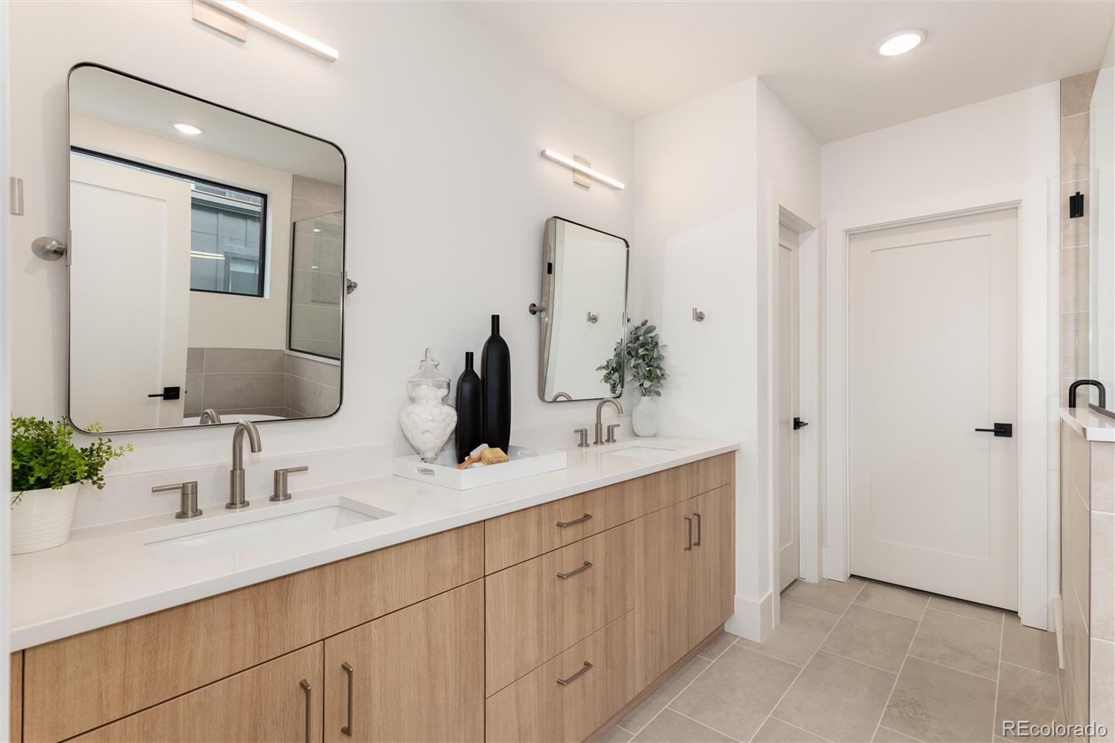 MLS Image #28 for 2184  king street,denver, Colorado