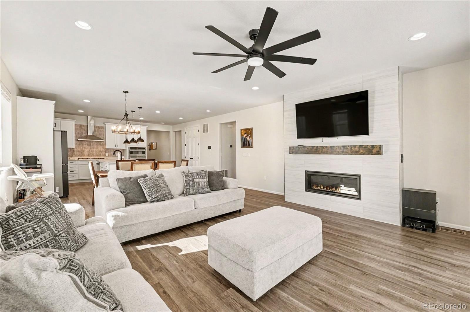MLS Image #2 for 3866 n fultondale street,aurora, Colorado