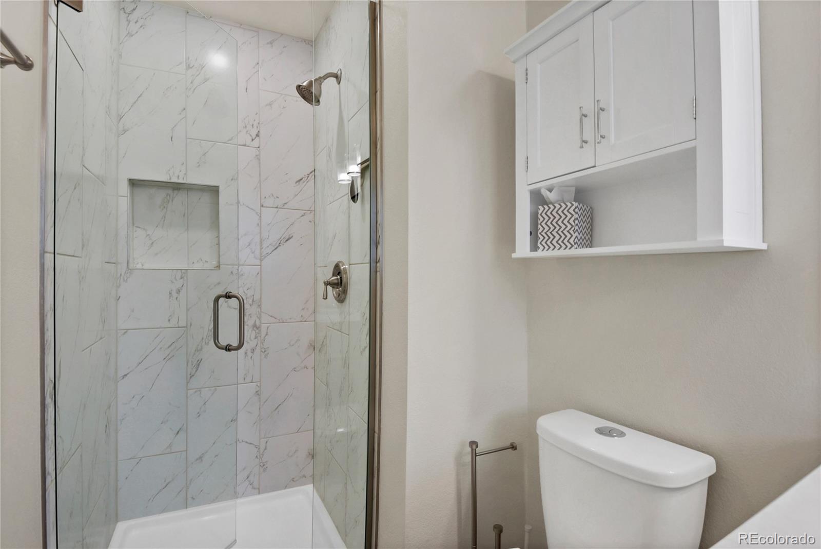 MLS Image #22 for 6710 s foresthill street,littleton, Colorado