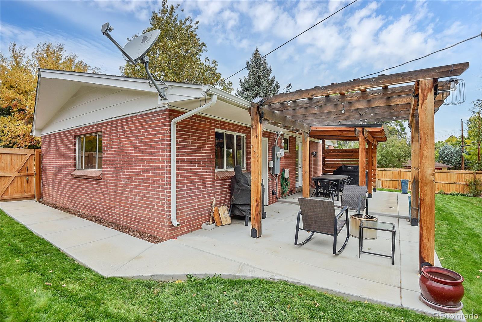 MLS Image #5 for 6710 s foresthill street,littleton, Colorado