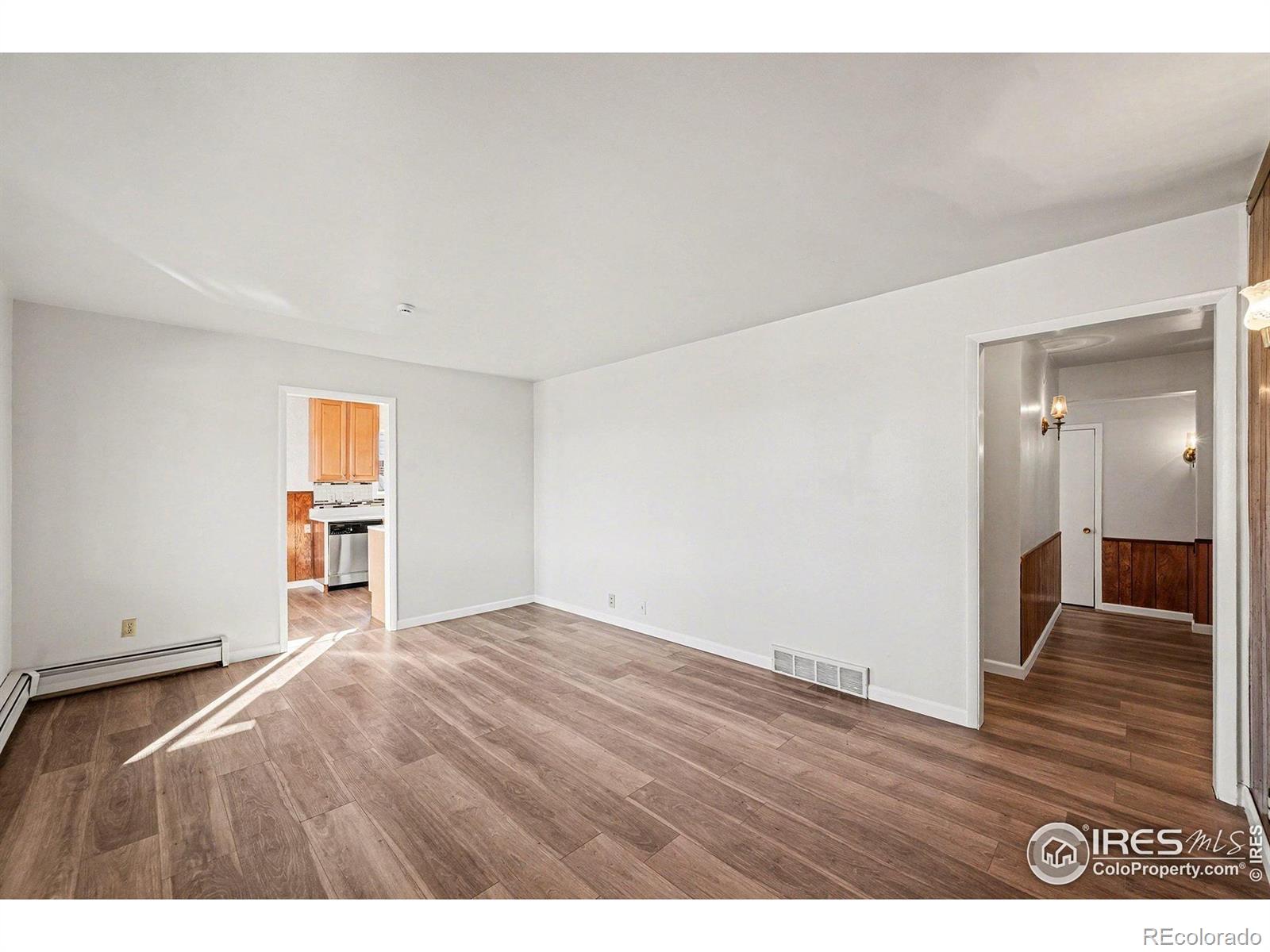 MLS Image #13 for 8681  essex street,denver, Colorado