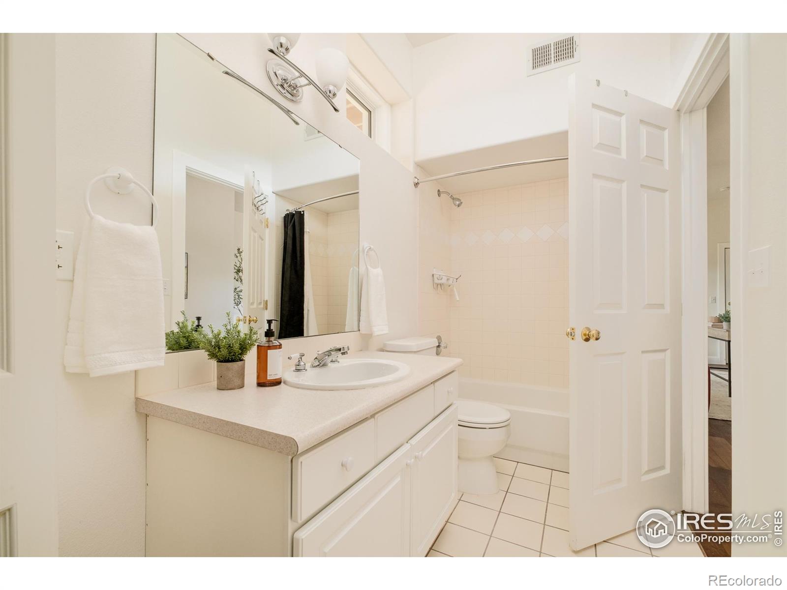 MLS Image #35 for 270  canon view road,boulder, Colorado