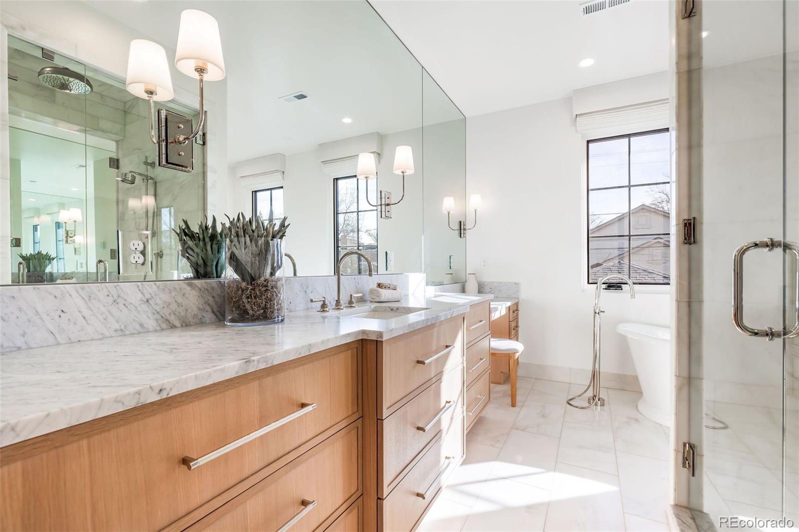 MLS Image #26 for 1026 s high street,denver, Colorado